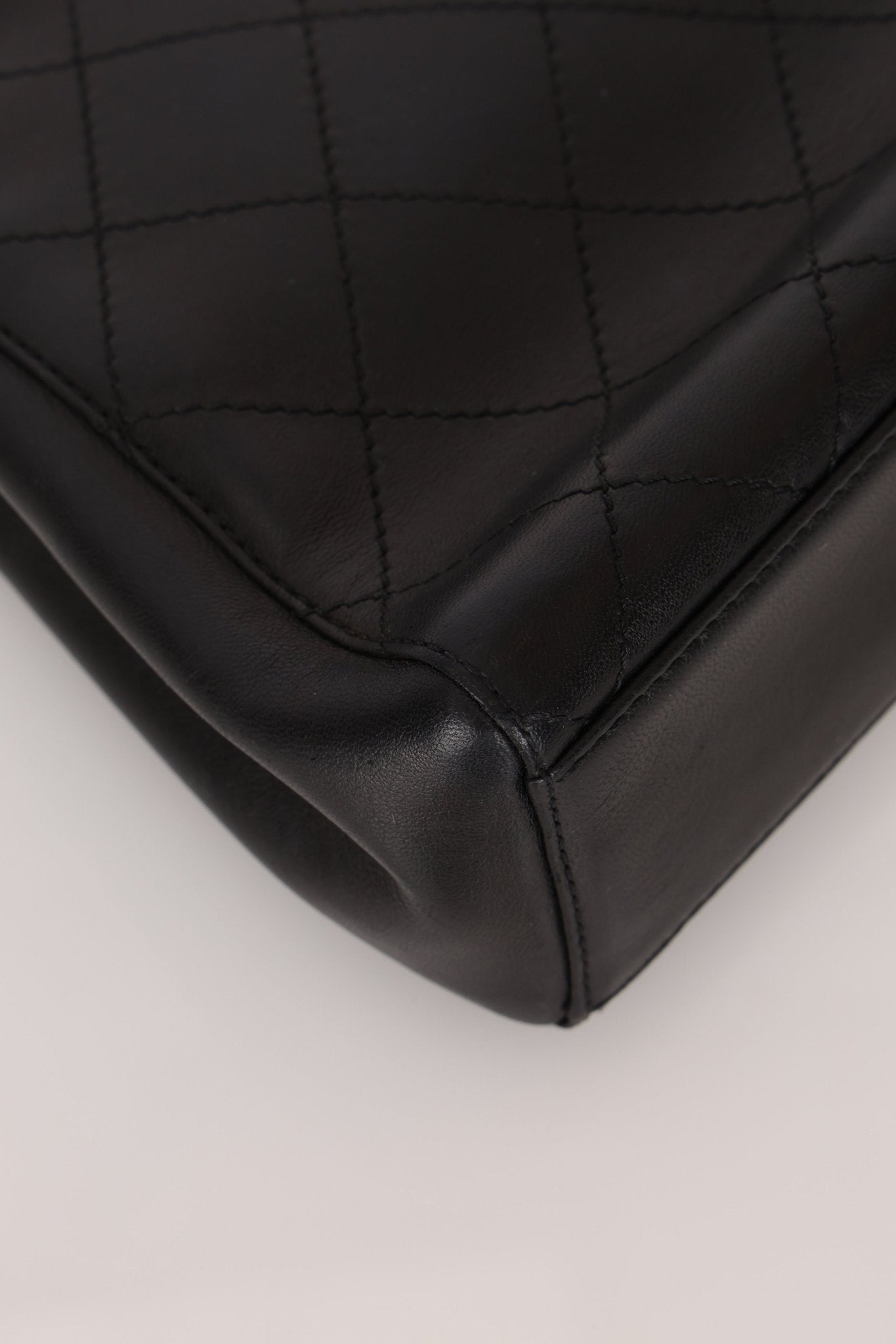 Chanel 1998 Turnlock Kelly Shoulder Bag 24K GP - FashioNica