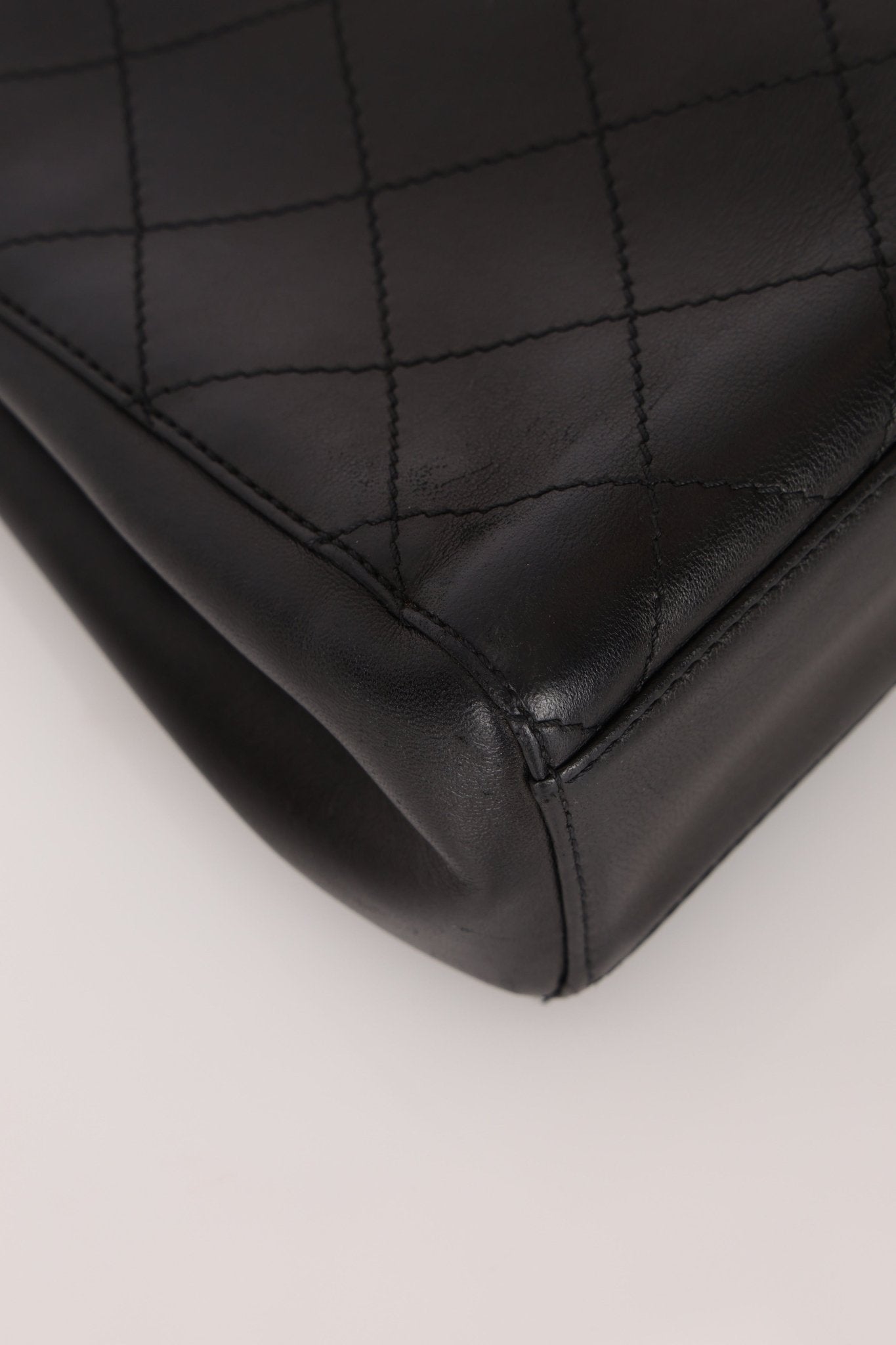 Chanel 1998 Turnlock Kelly Shoulder Bag 24K GP - FashioNica