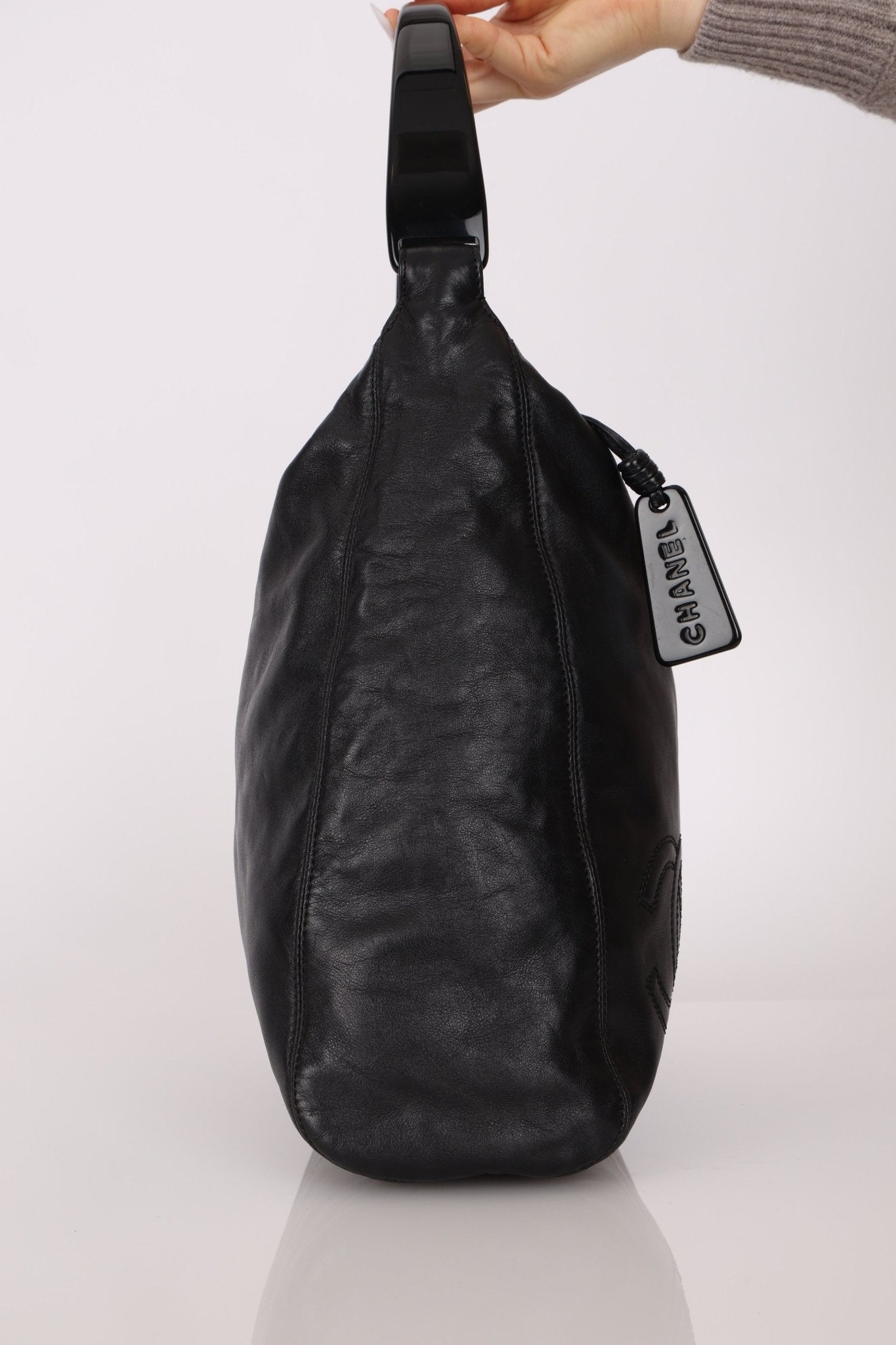 Chanel 1999 Lucite Handle Lambskin Hobo - FashioNica