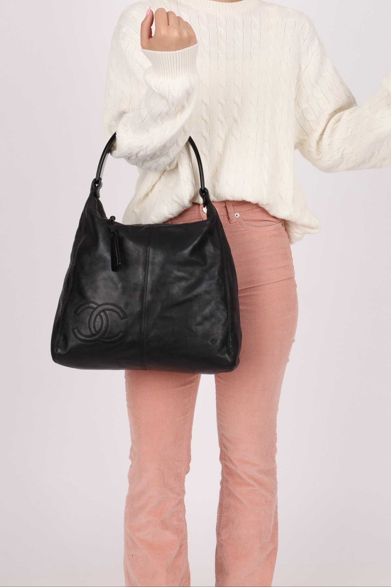 Chanel 1999 Lucite Handle Lambskin Hobo - FashioNica