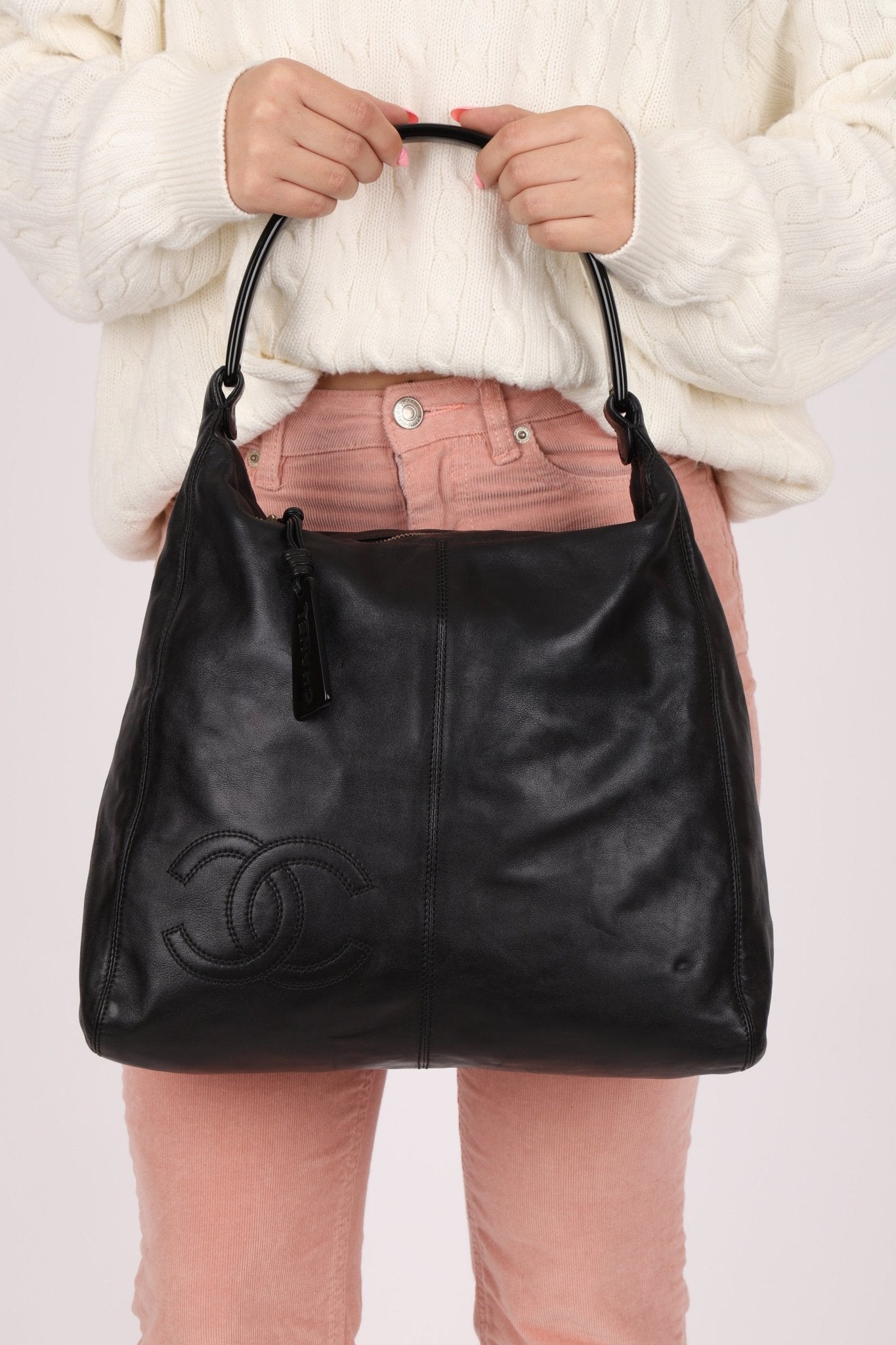 Chanel 1999 Lucite Handle Lambskin Hobo - FashioNica