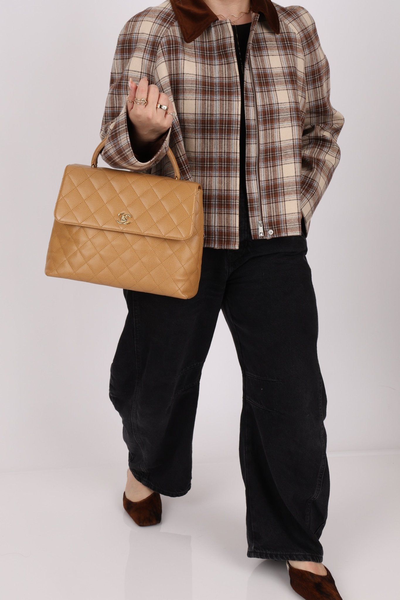 Chanel 2000 Beige Caviar Kelly Top Handle 24K GP - FashioNica