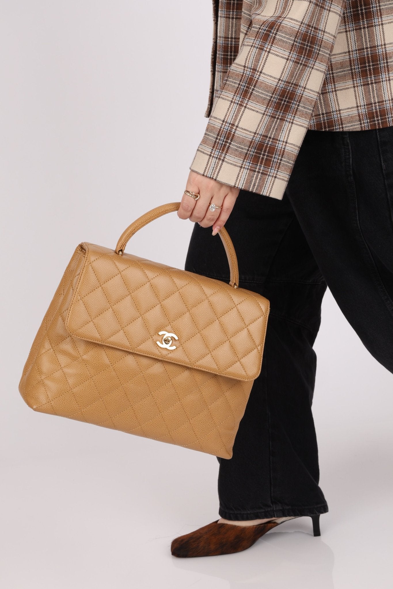 Chanel 2000 Beige Caviar Kelly Top Handle 24K GP - FashioNica