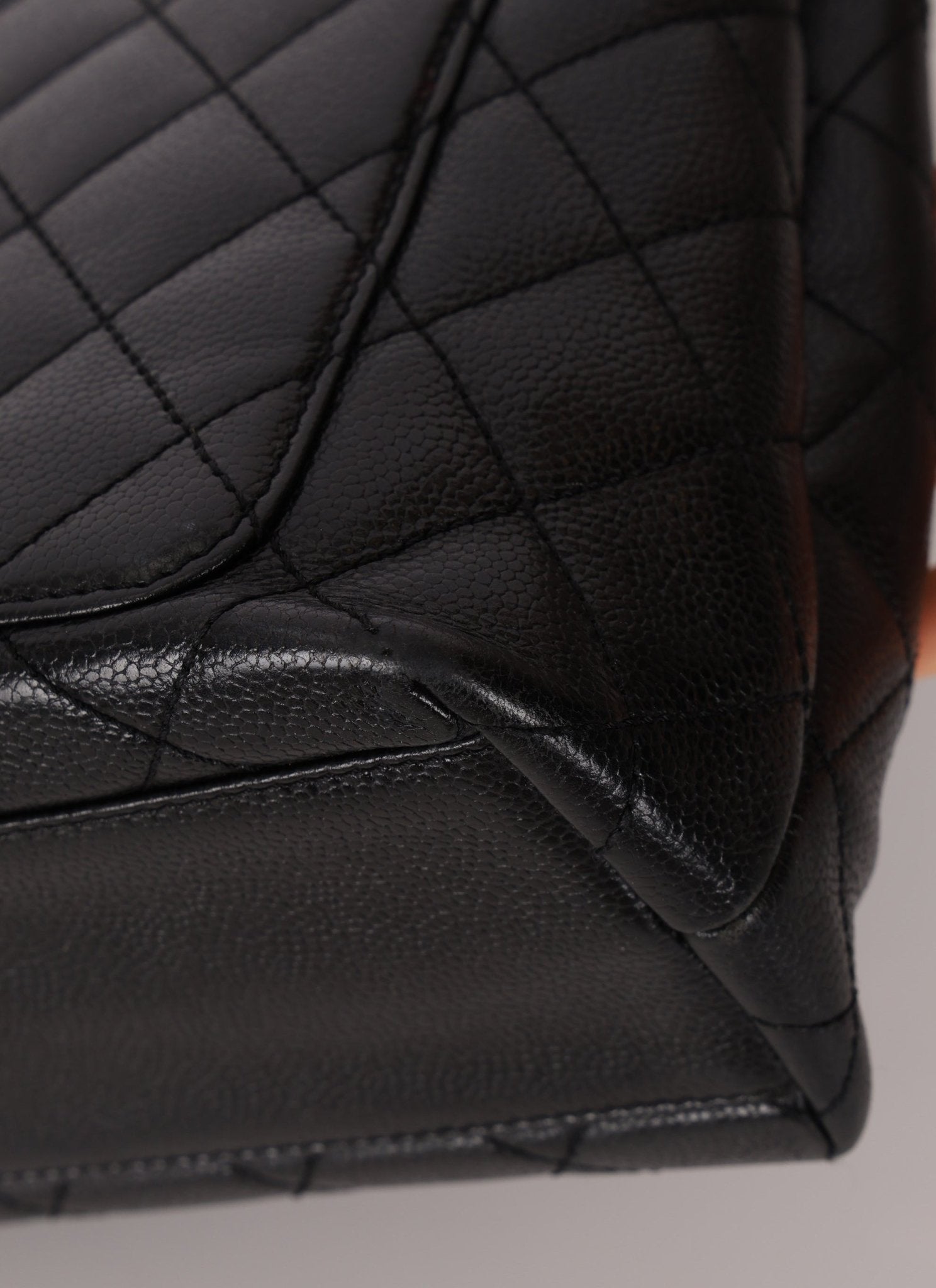 Chanel 2000 Caviar Kelly Top Handle - FashioNica