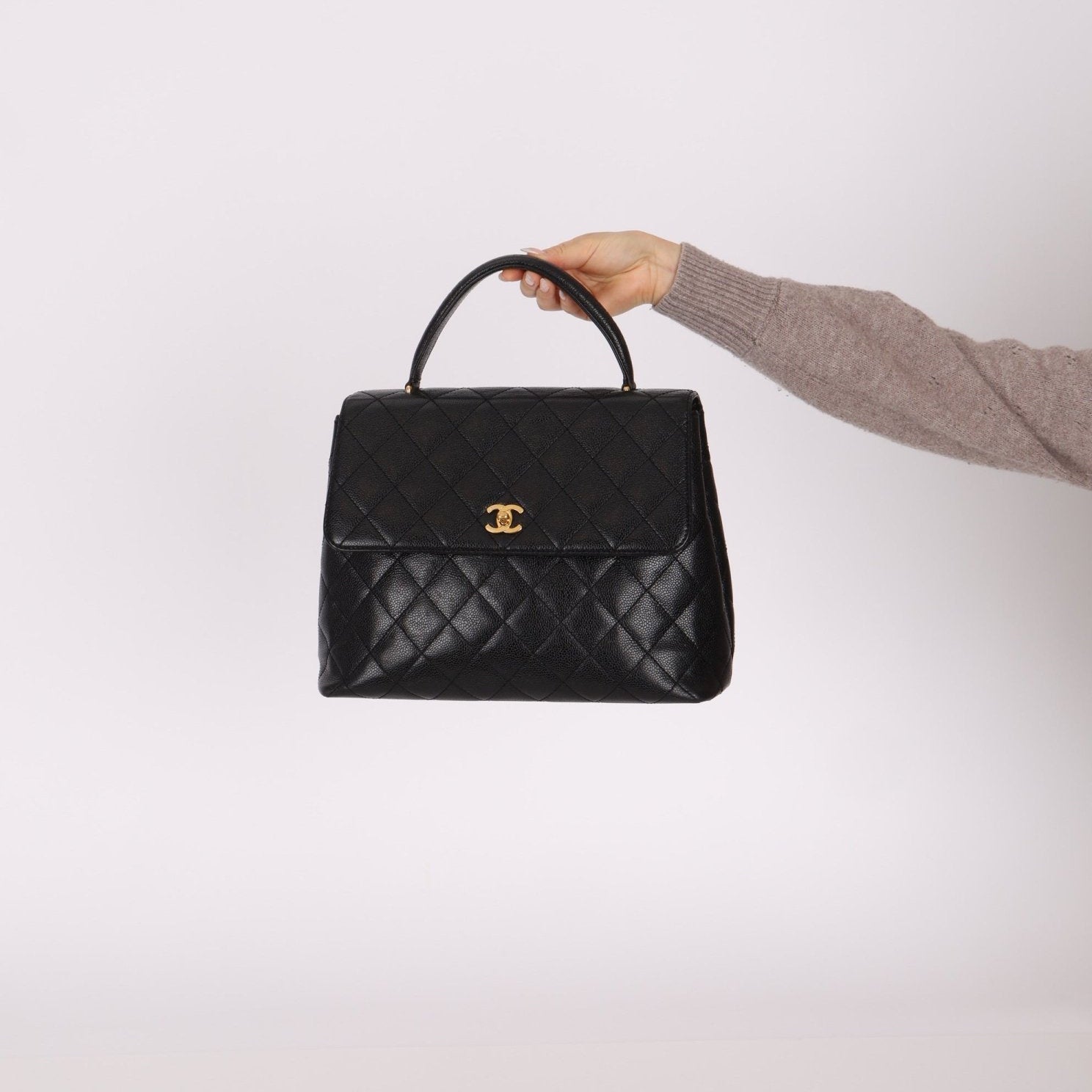 Chanel 2000 Caviar Kelly Top Handle - FashioNica