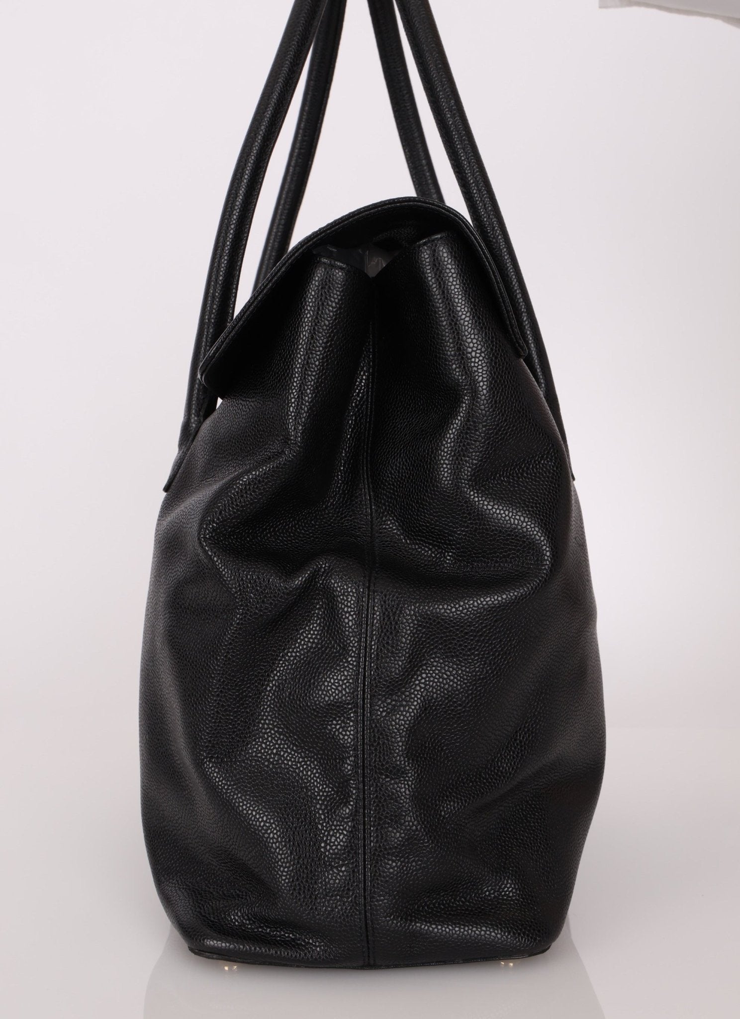 Chanel 2000 Caviar Large Turnlock Tote - FashioNica