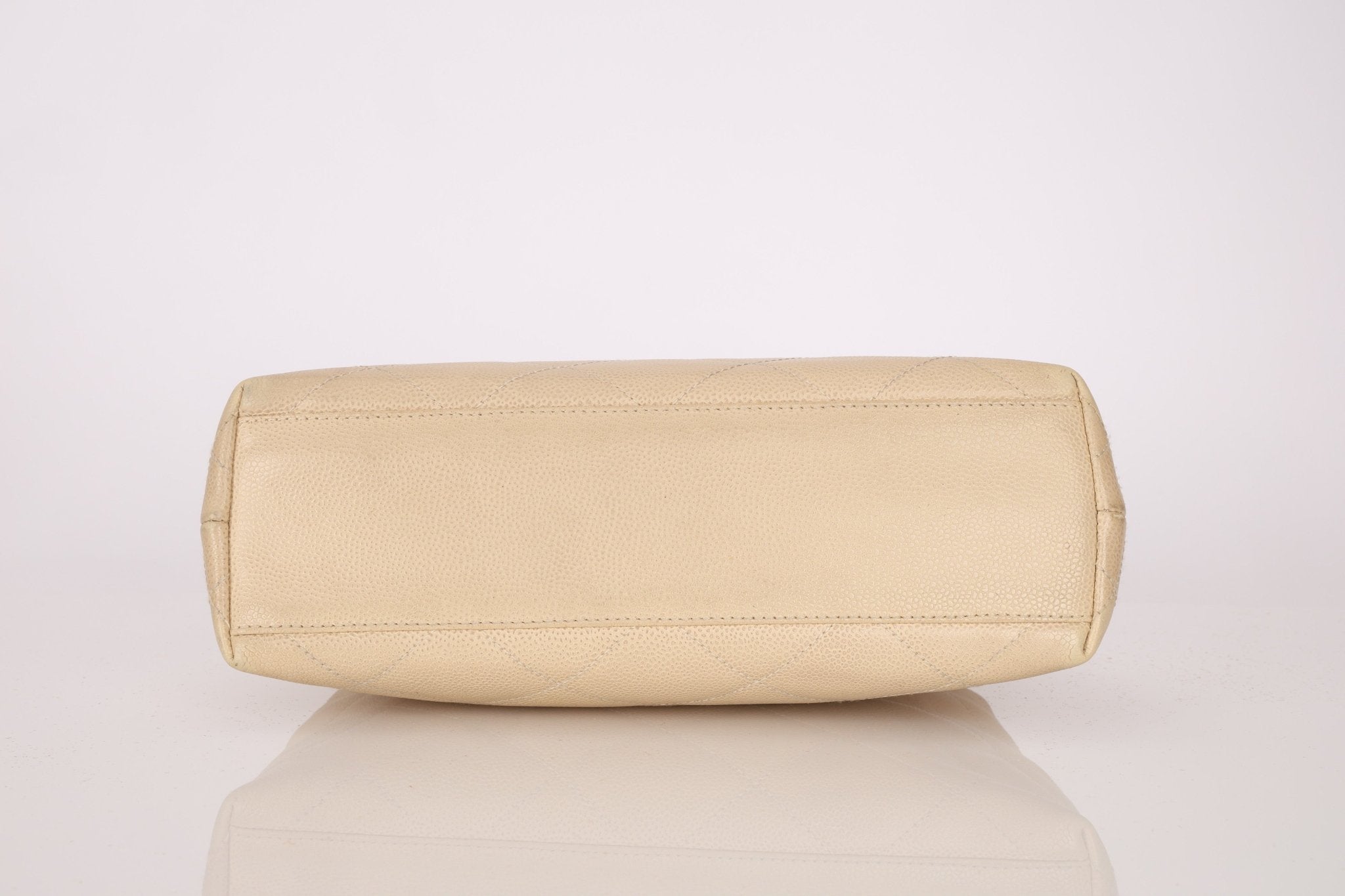 Chanel 2000 Cream Caviar Wood Acrylic Tote - FashioNica