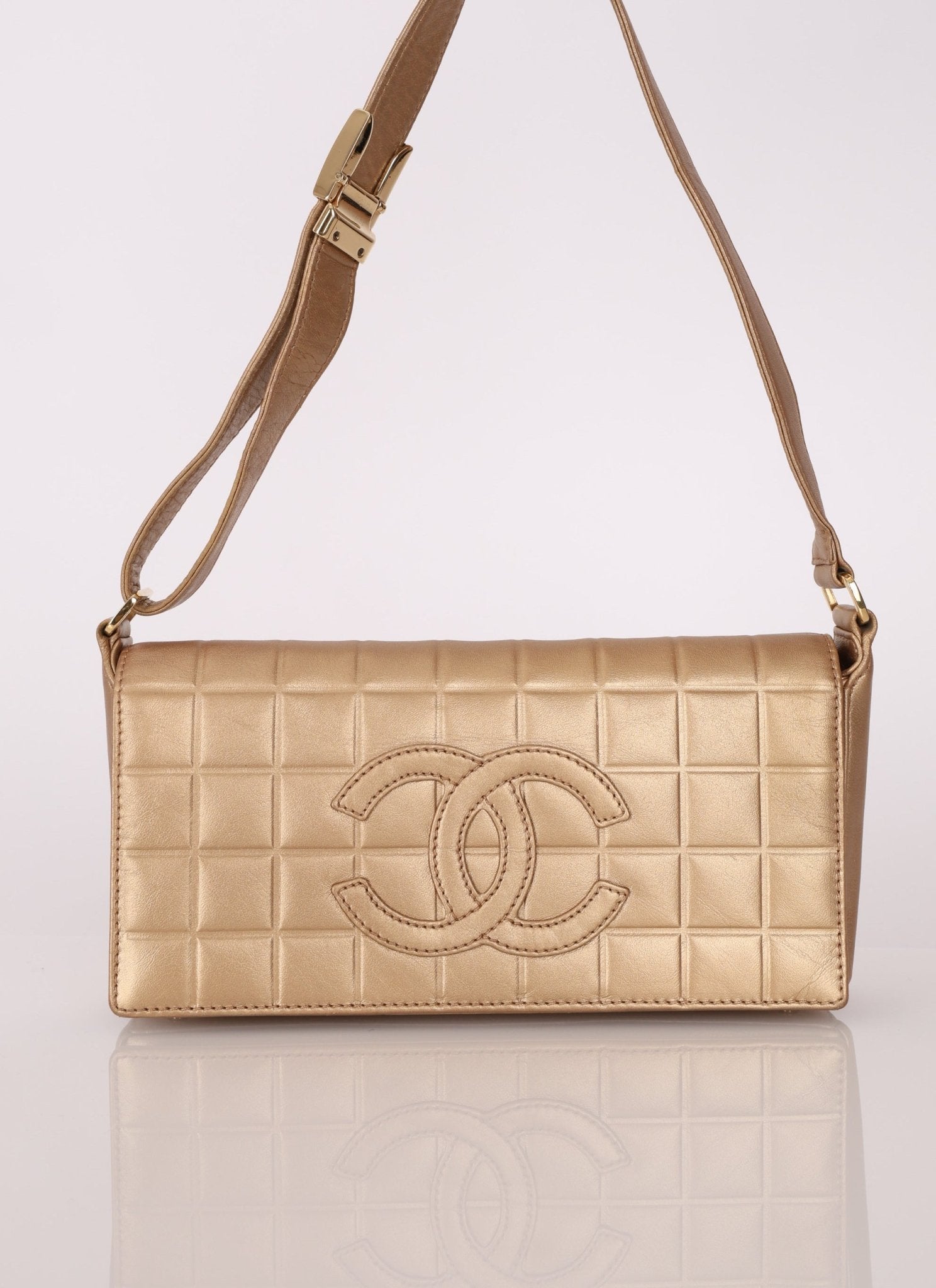 Chanel 2000 Gold East West Chocolate Bar Bag - FashioNica