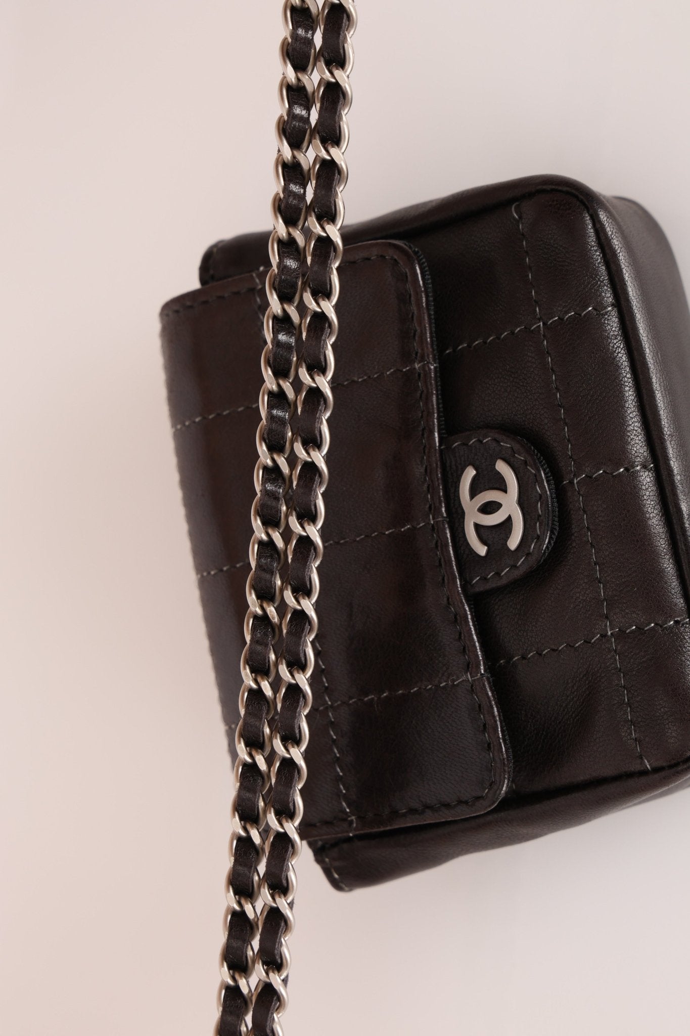 Chanel 2000 Lambskin Chocolate Bar Micro Crossbody - FashioNica