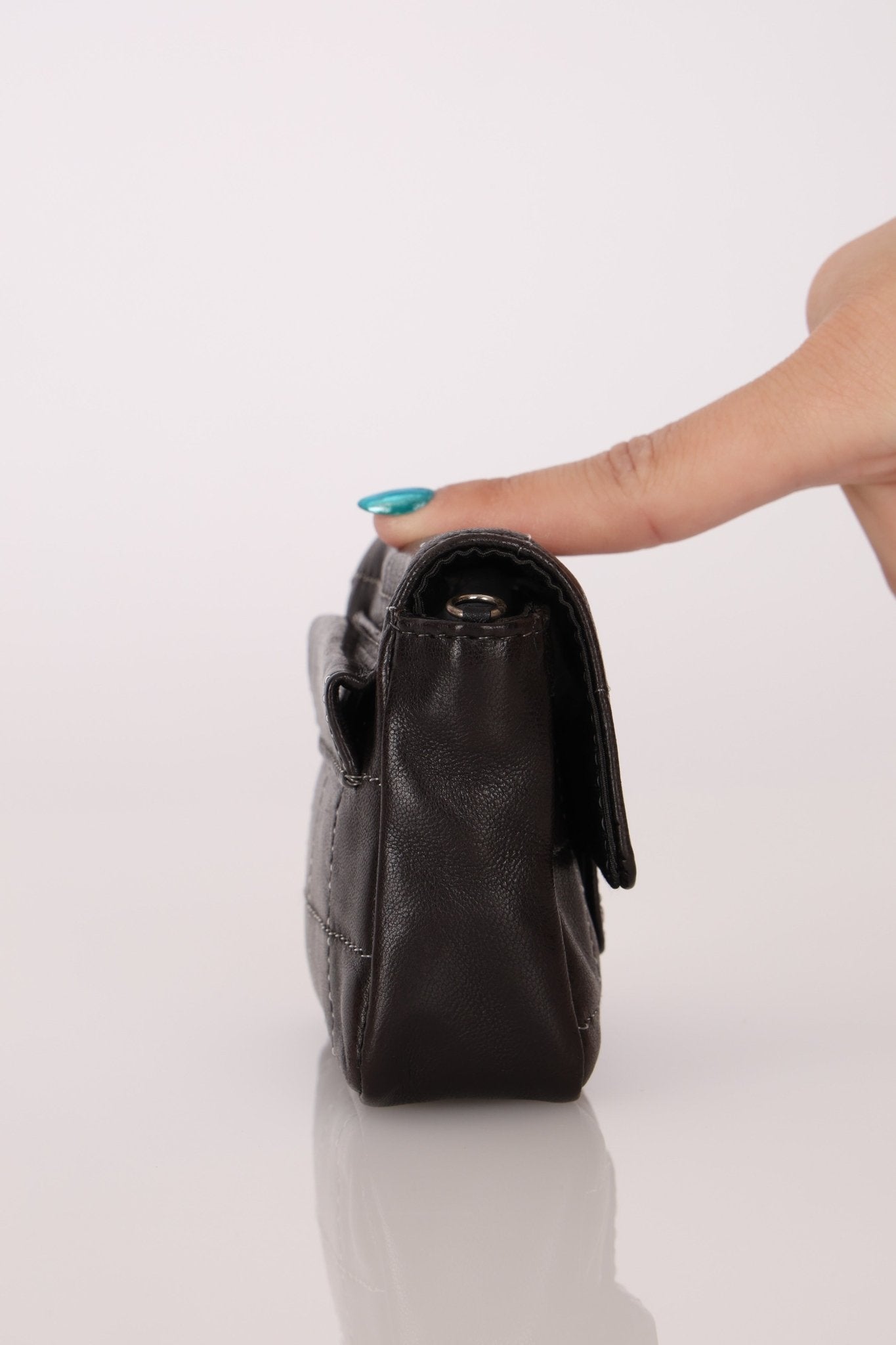 Chanel 2000 Lambskin Chocolate Bar Micro Crossbody - FashioNica