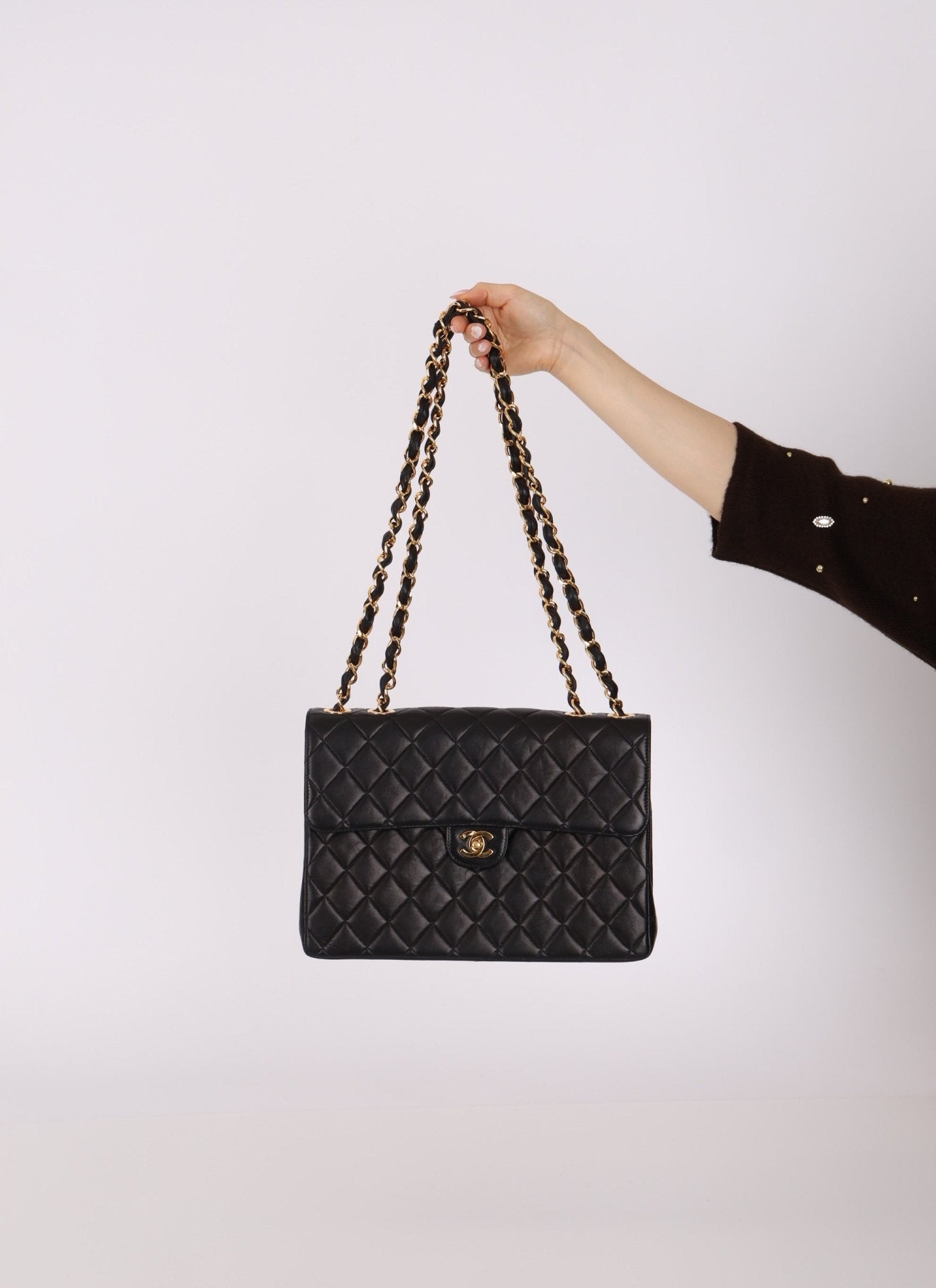 Chanel 2000 Lambskin Jumbo 24KGP Turnlock Single Flap - FashioNica