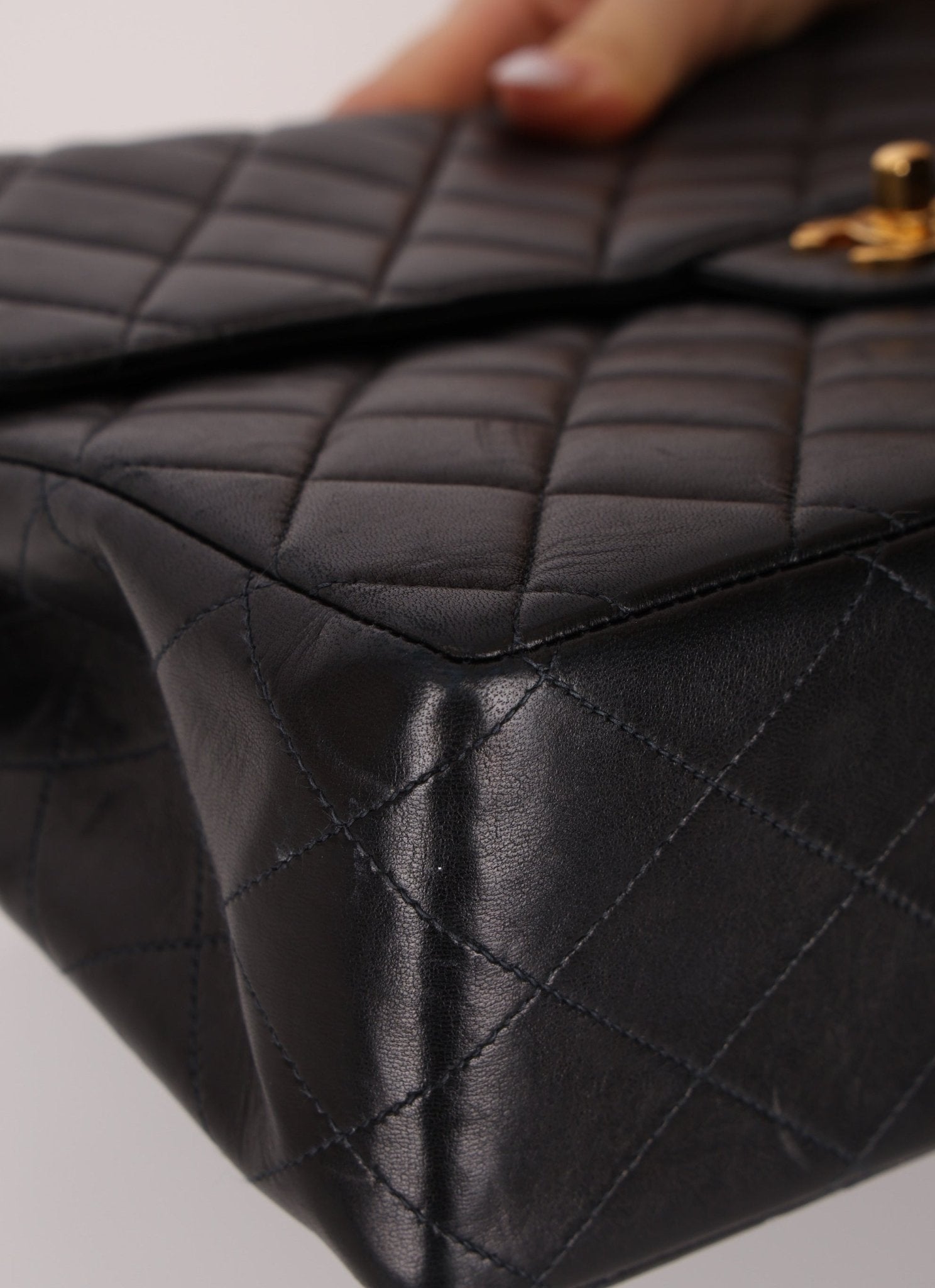 Chanel 2000 Lambskin Jumbo 24KGP Turnlock Single Flap - FashioNica