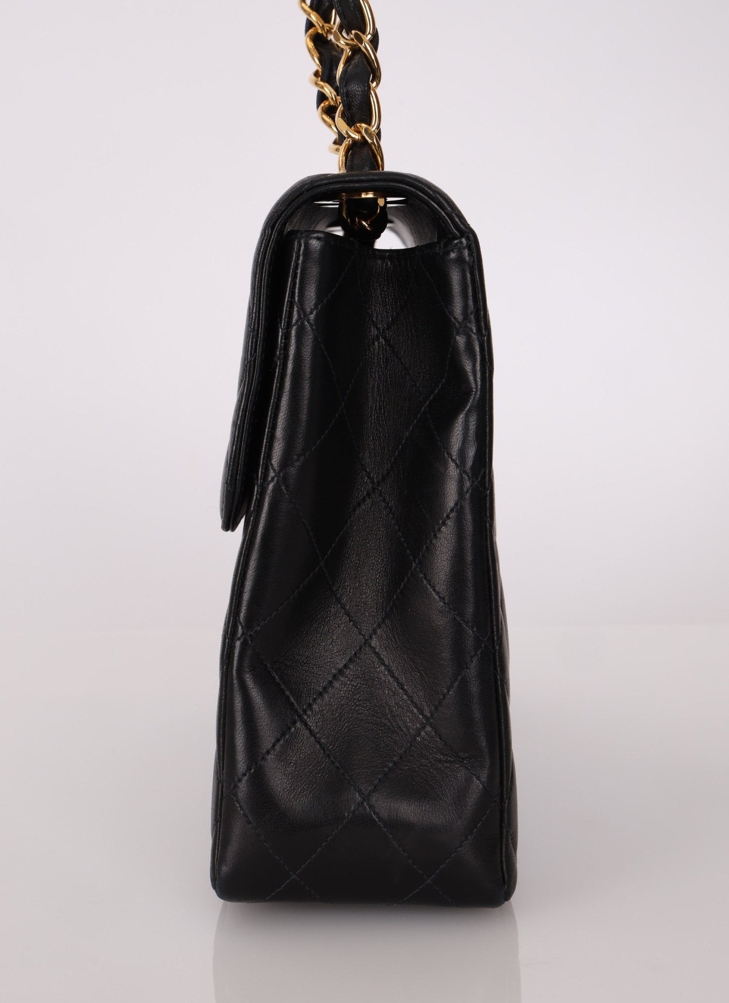 Chanel 2000 Lambskin Jumbo 24KGP Turnlock Single Flap - FashioNica