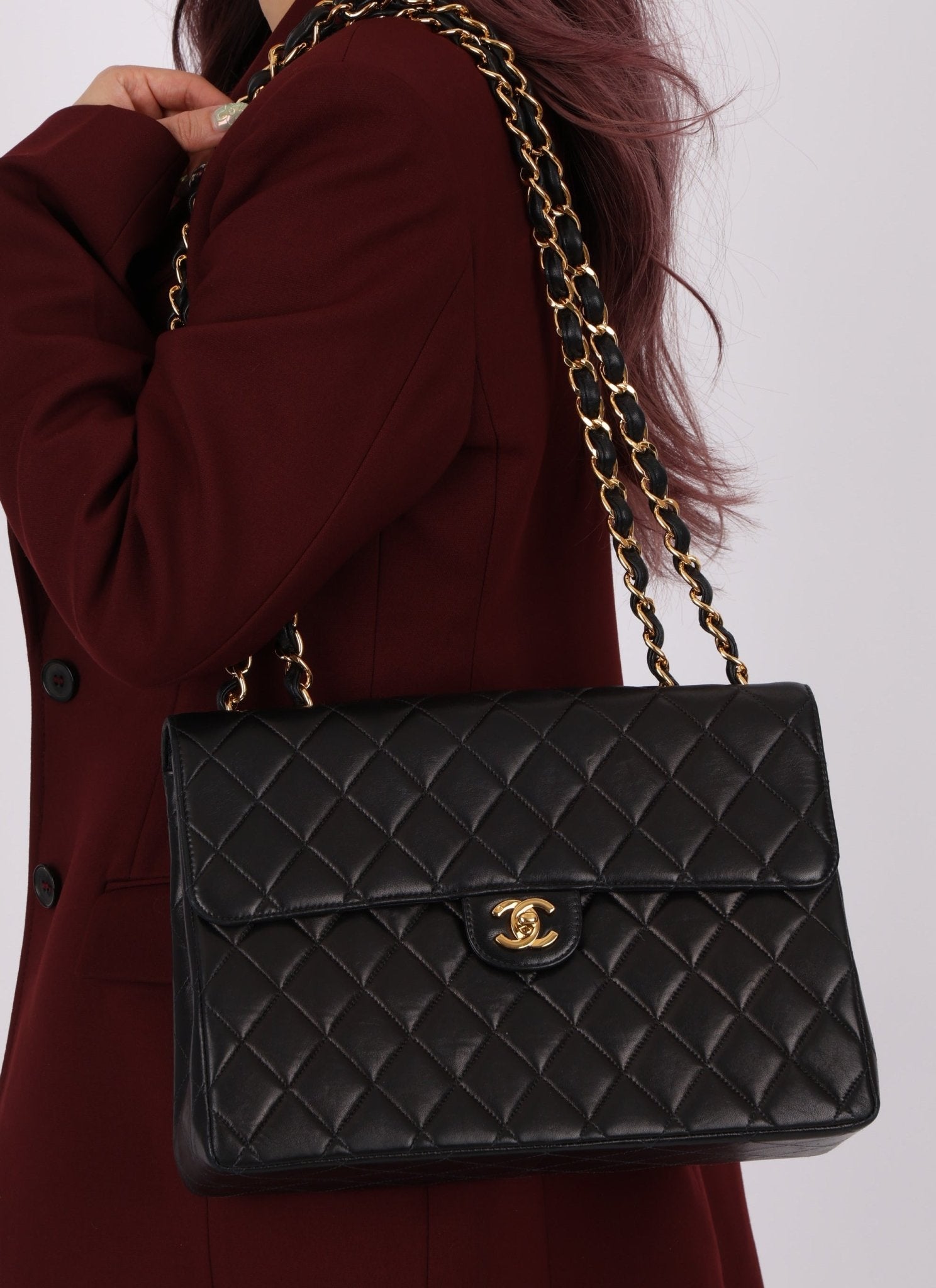 Chanel 2000 Lambskin Jumbo 24KGP Turnlock Single Flap - FashioNica