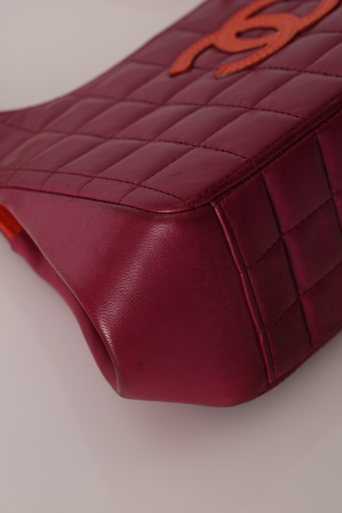 Chanel 2000 Lambskin Timeless Chocolate Bar Tote Shoulder Bag 24K GP - FashioNica