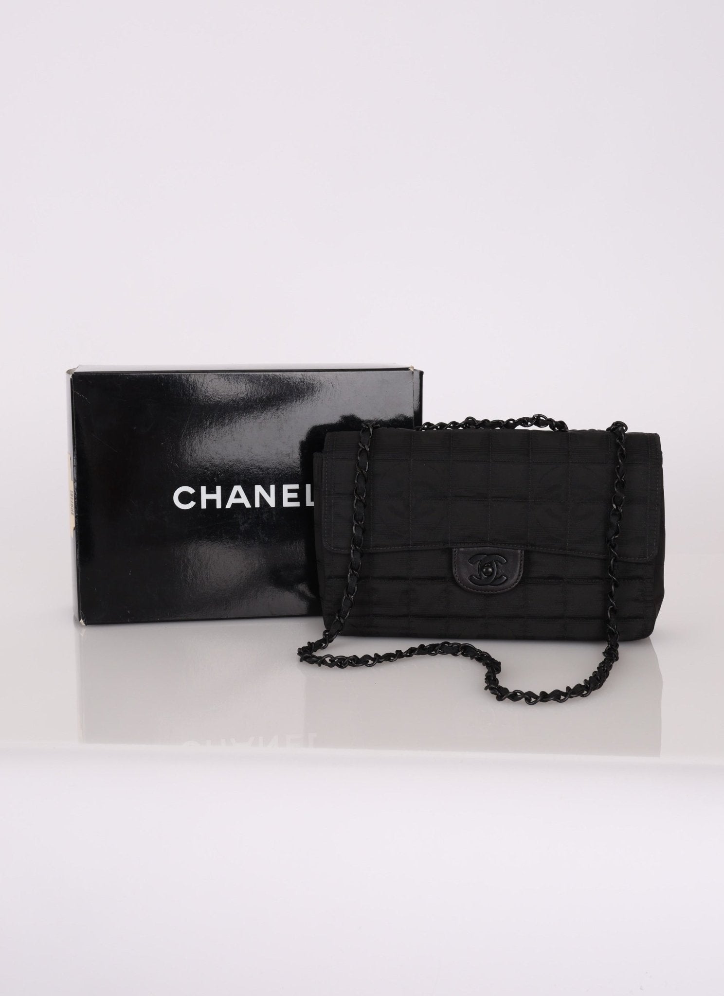 Chanel 2000 Nylon So Black Single Flap - FashioNica