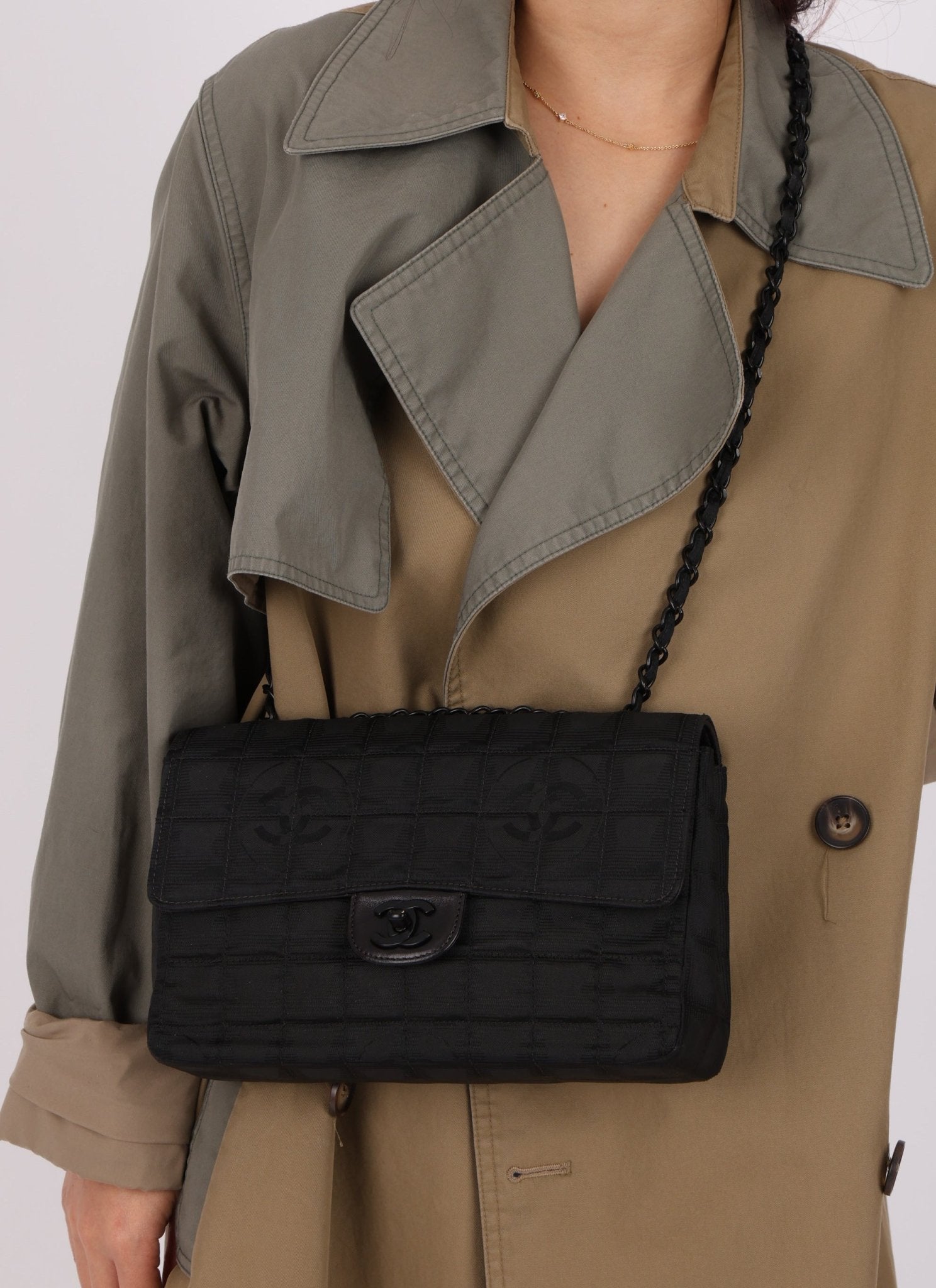 Chanel 2000 Nylon So Black Single Flap - FashioNica