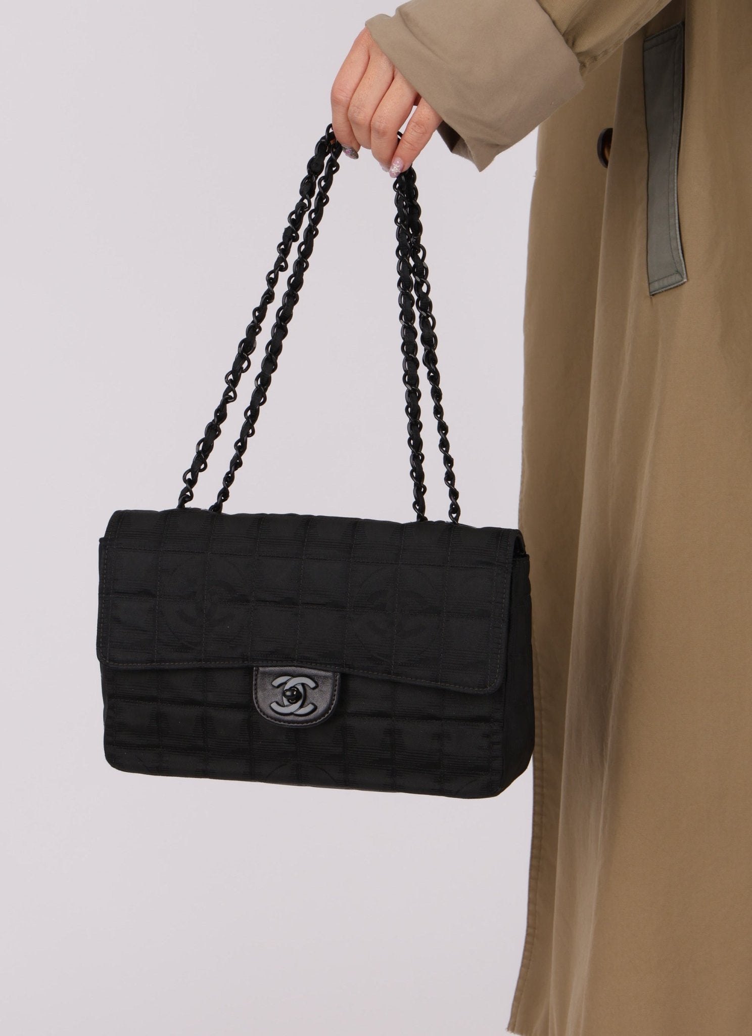 Chanel 2000 Nylon So Black Single Flap - FashioNica