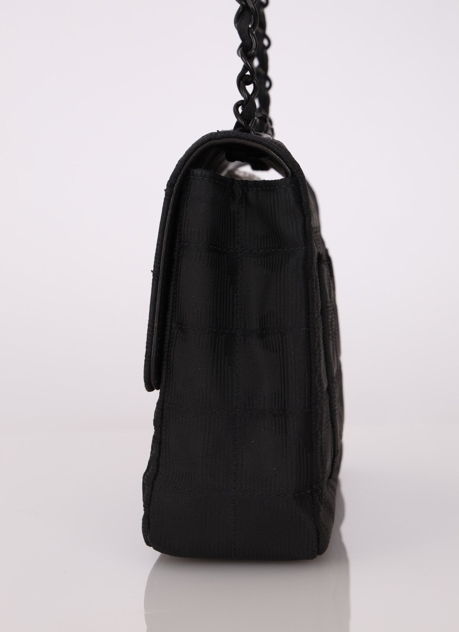 Chanel 2000 Nylon So Black Single Flap - FashioNica