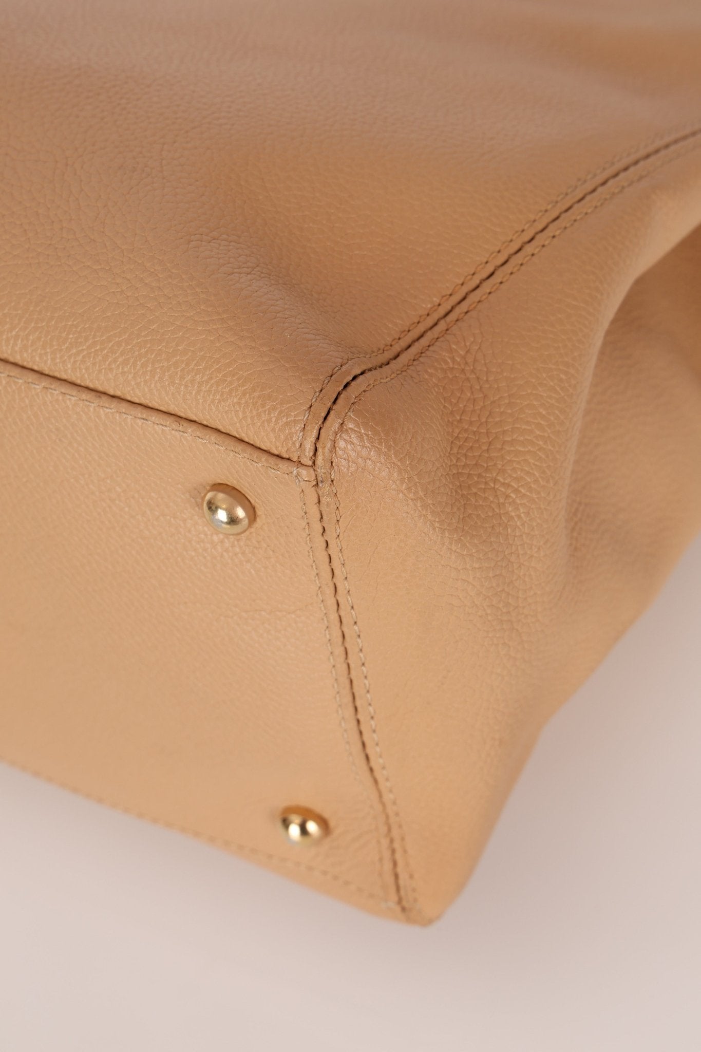 Chanel 2001 Beige Cerf Executive Medium Shopper Tote 24K GP - FashioNica