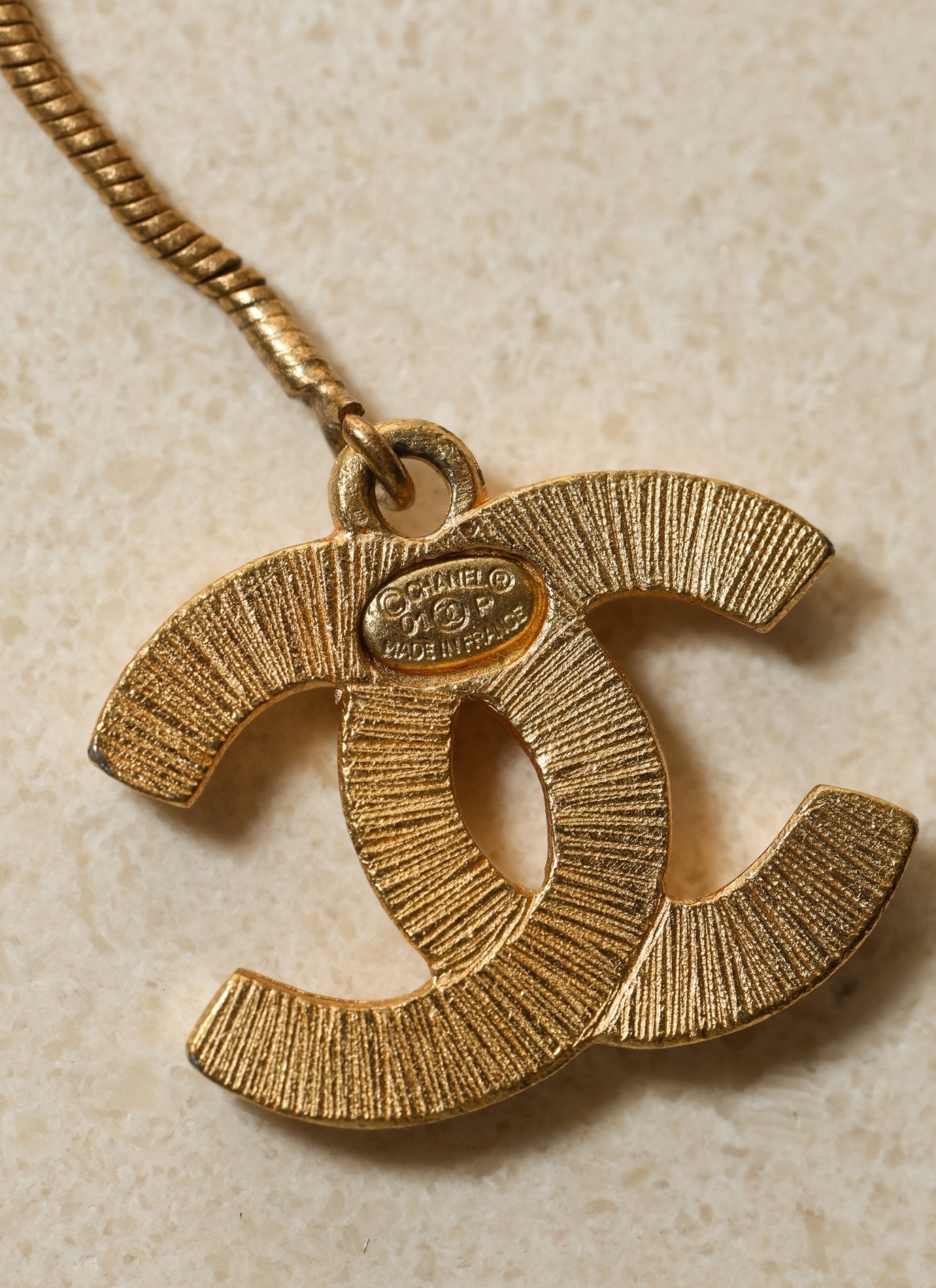 Chanel 2001 Crystal Embellished CC Logo and Heart Lariat Necklace - FashioNica