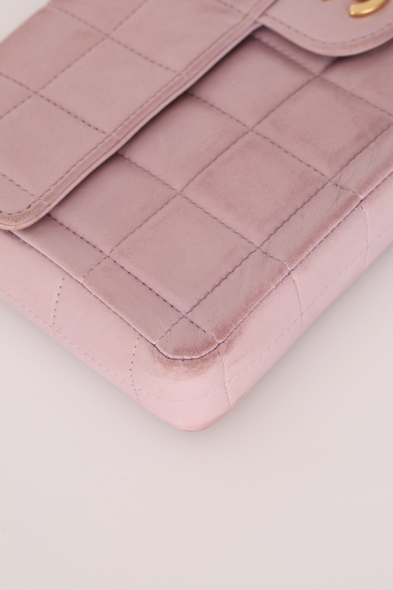 Chanel 2001 Lambskin Chocolate Bar East West Flap Bag 24k GP - FashioNica