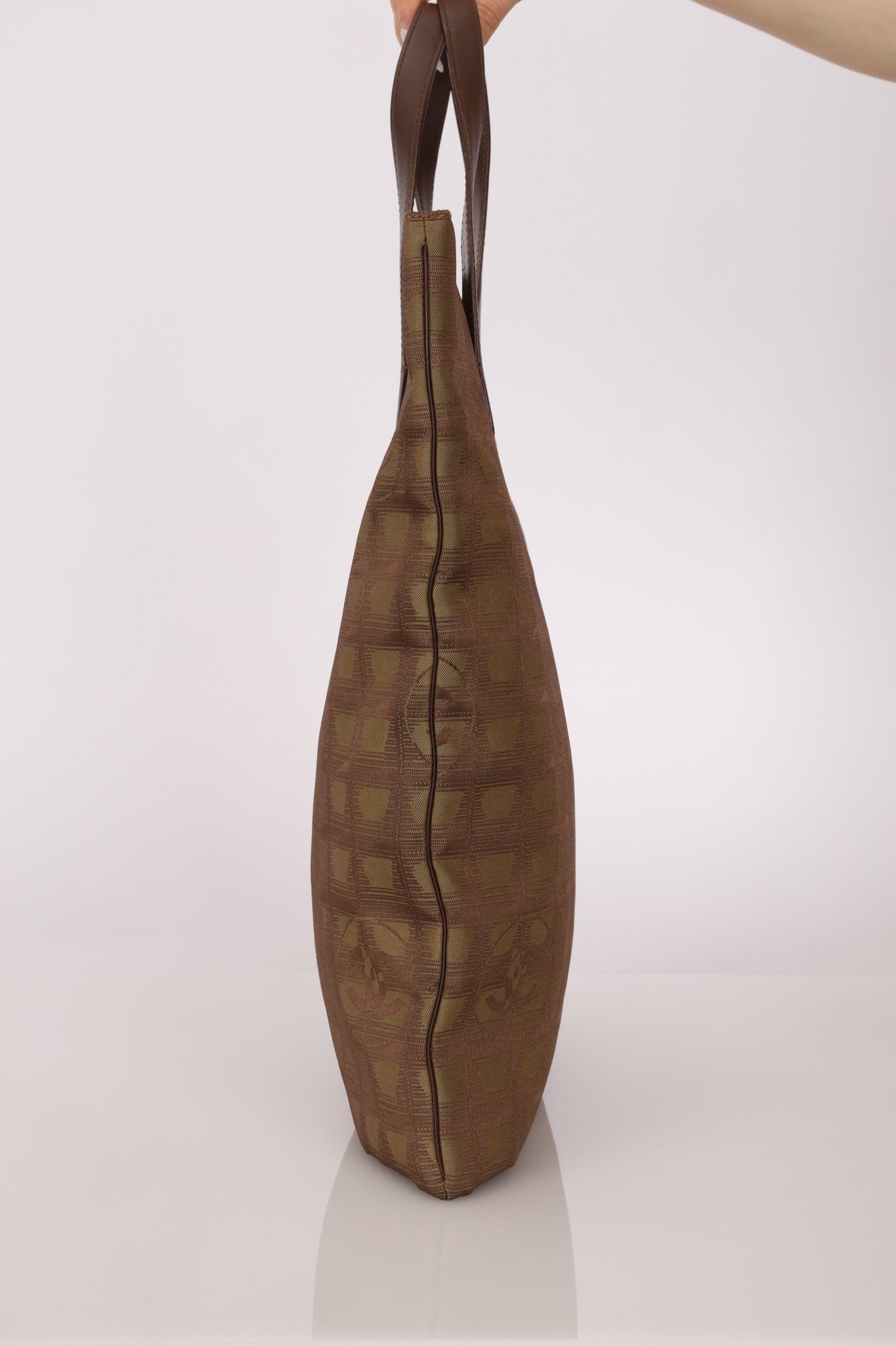 Chanel 2001 Travel Line North South Flat Tote - FashioNica