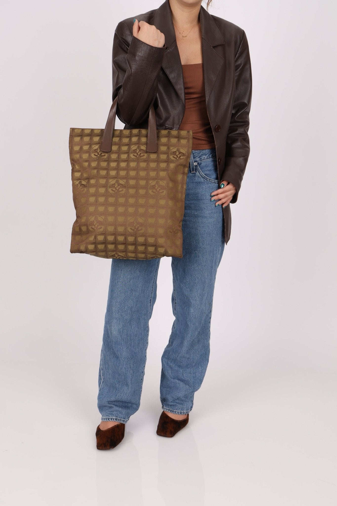 Chanel 2001 Travel Line North South Flat Tote - FashioNica