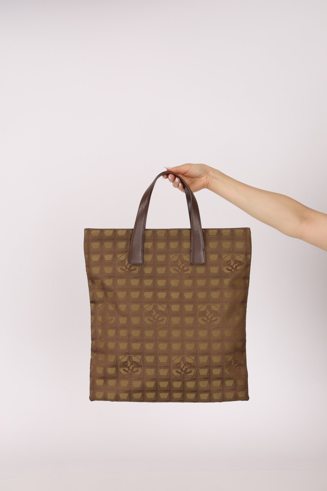 Chanel 2001 Travel Line North South Flat Tote - FashioNica