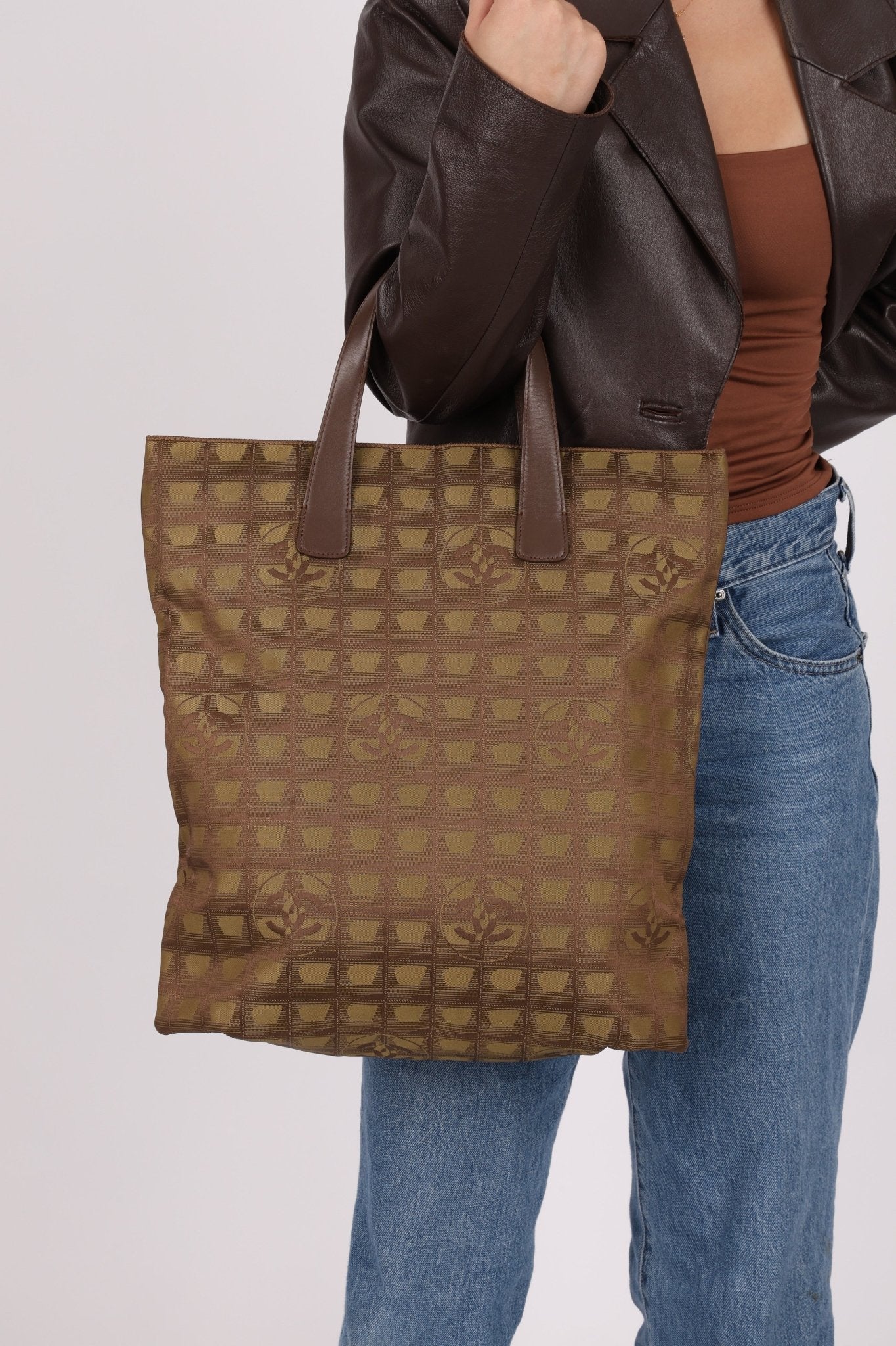 Chanel 2001 Travel Line North South Flat Tote - FashioNica