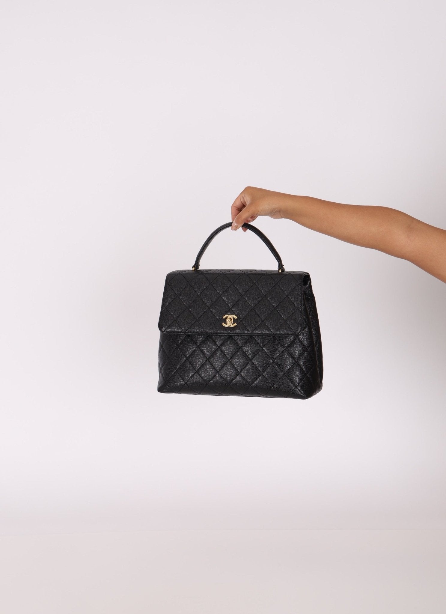 Chanel 2002 Caviar Kelly Top Handle - FashioNica