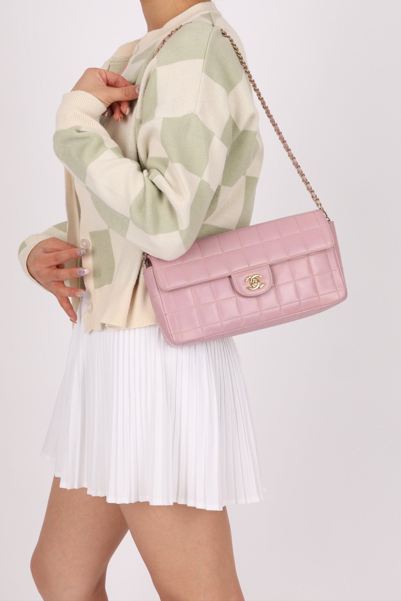 Chanel 2002 Lilac Lambskin Chocolate Bar East West Flap 24K GP - FashioNica