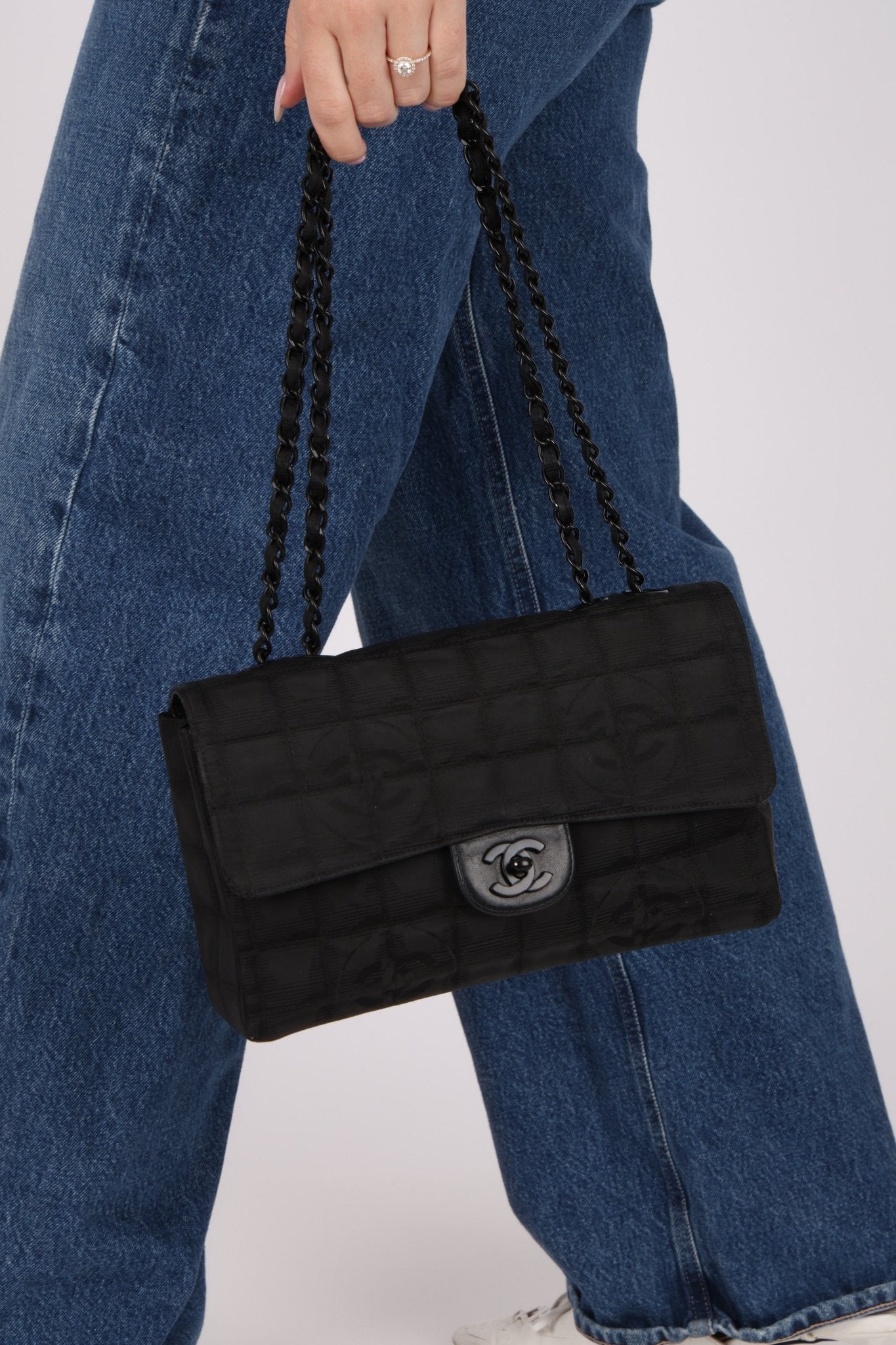 Chanel 2002 Travel Ligne Incognito Medium Flap Bag - FashioNica