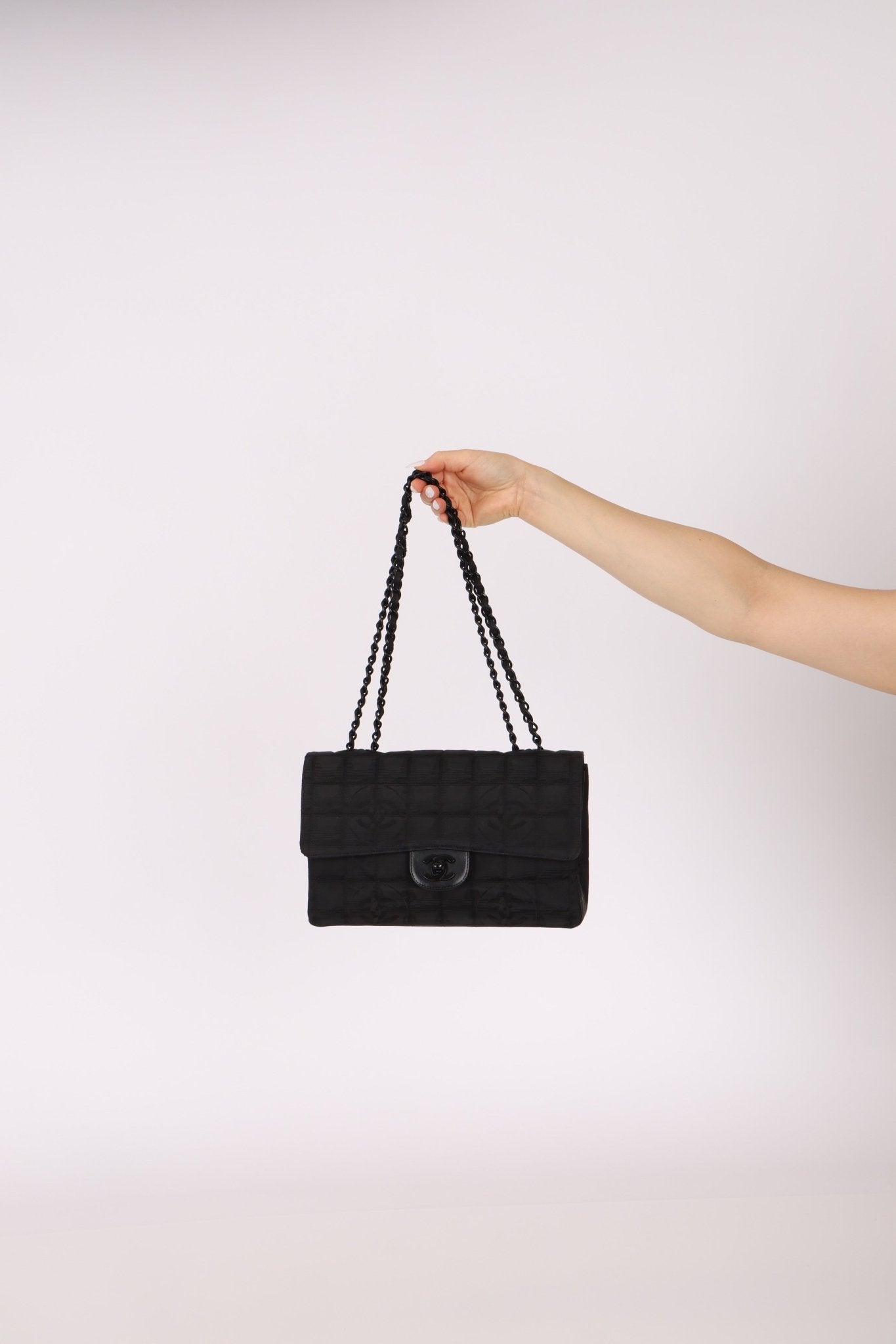 Chanel 2002 Travel Ligne Incognito Medium Flap Bag - FashioNica