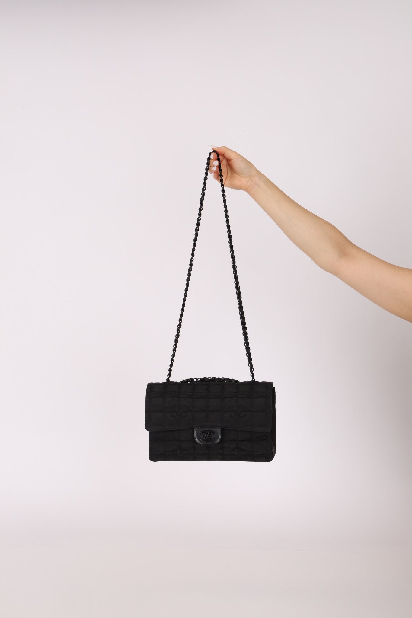 Chanel 2002 Travel Ligne Incognito Medium Flap Bag - FashioNica