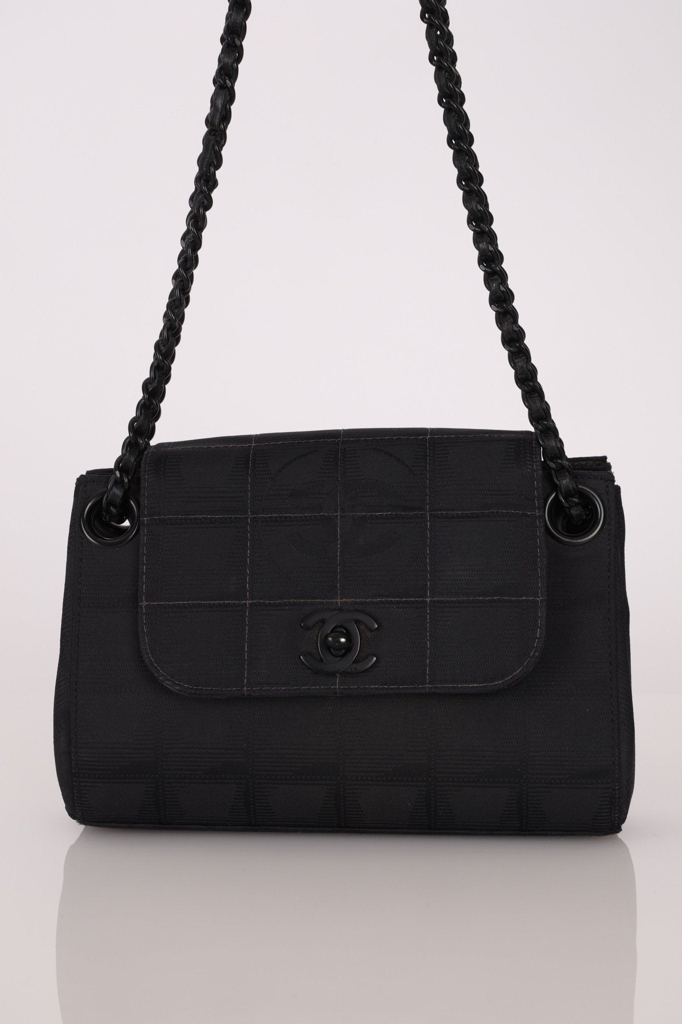 Chanel 2002 Travel Ligne So Black Tunlock Mini Flap - FashioNica