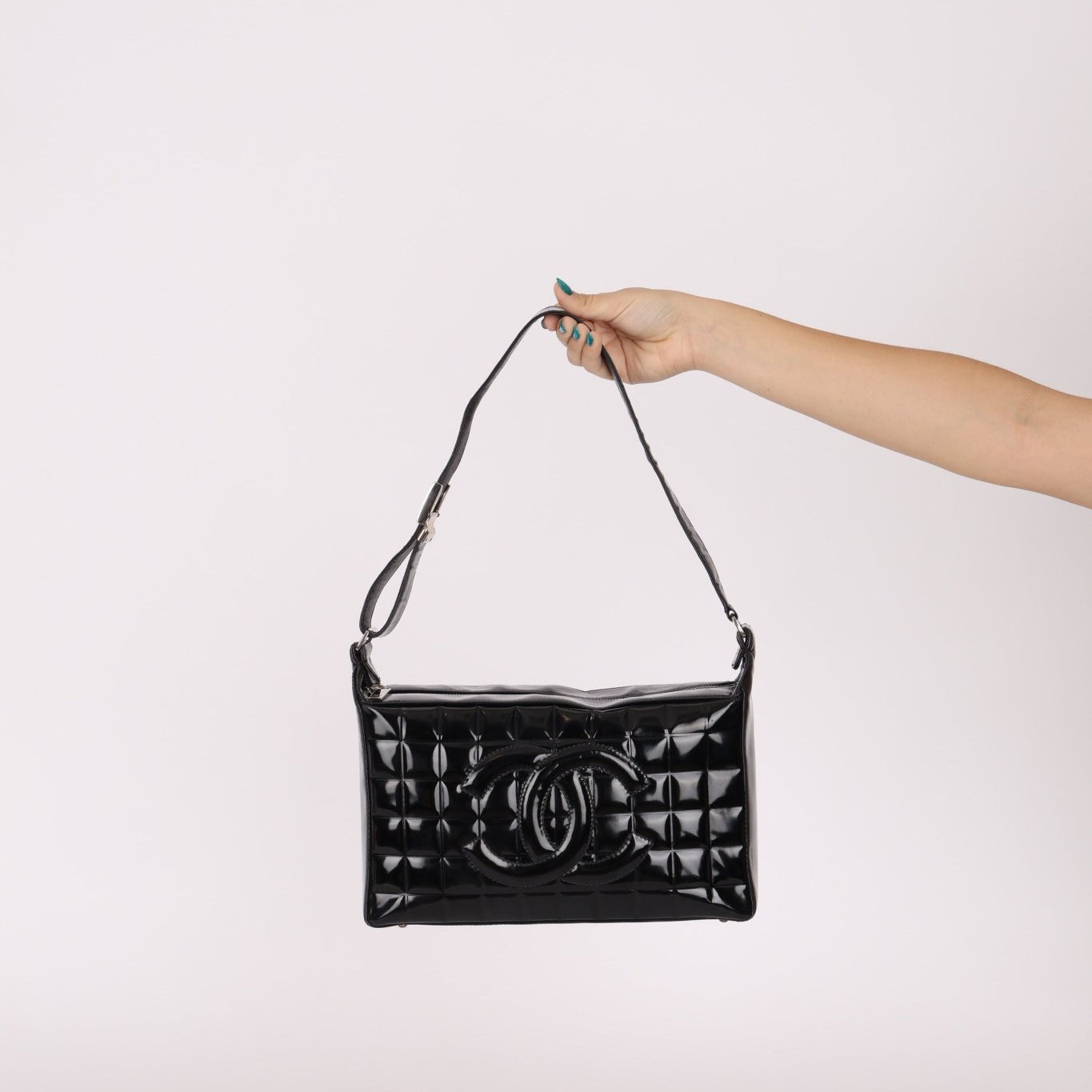 Chanel 2003 Vintage Black Patent Chocolate Bar Shoulder Bag - FashioNica