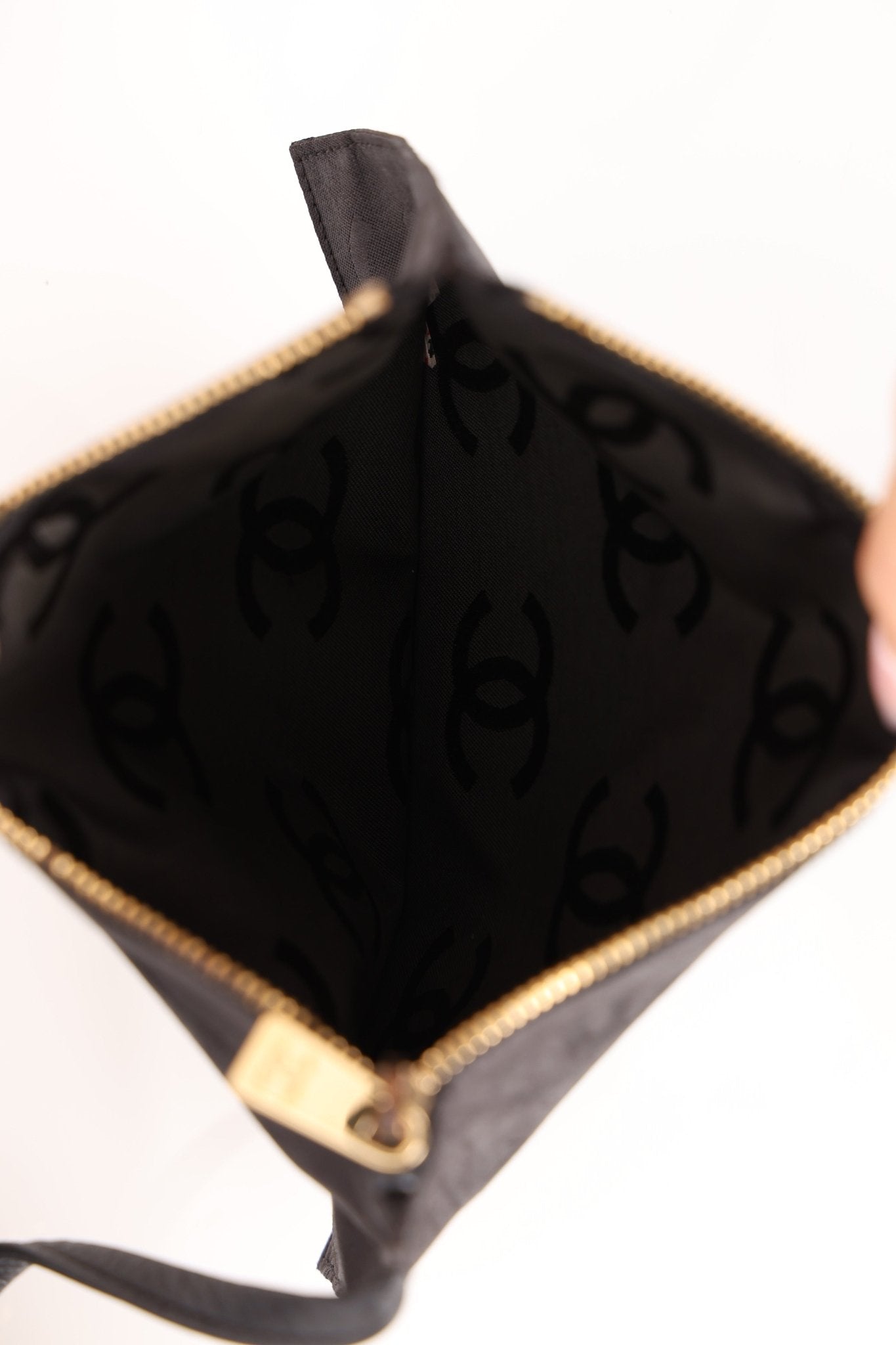 Chanel 2004 Calfskin Drawstring Bucket Bag - FashioNica