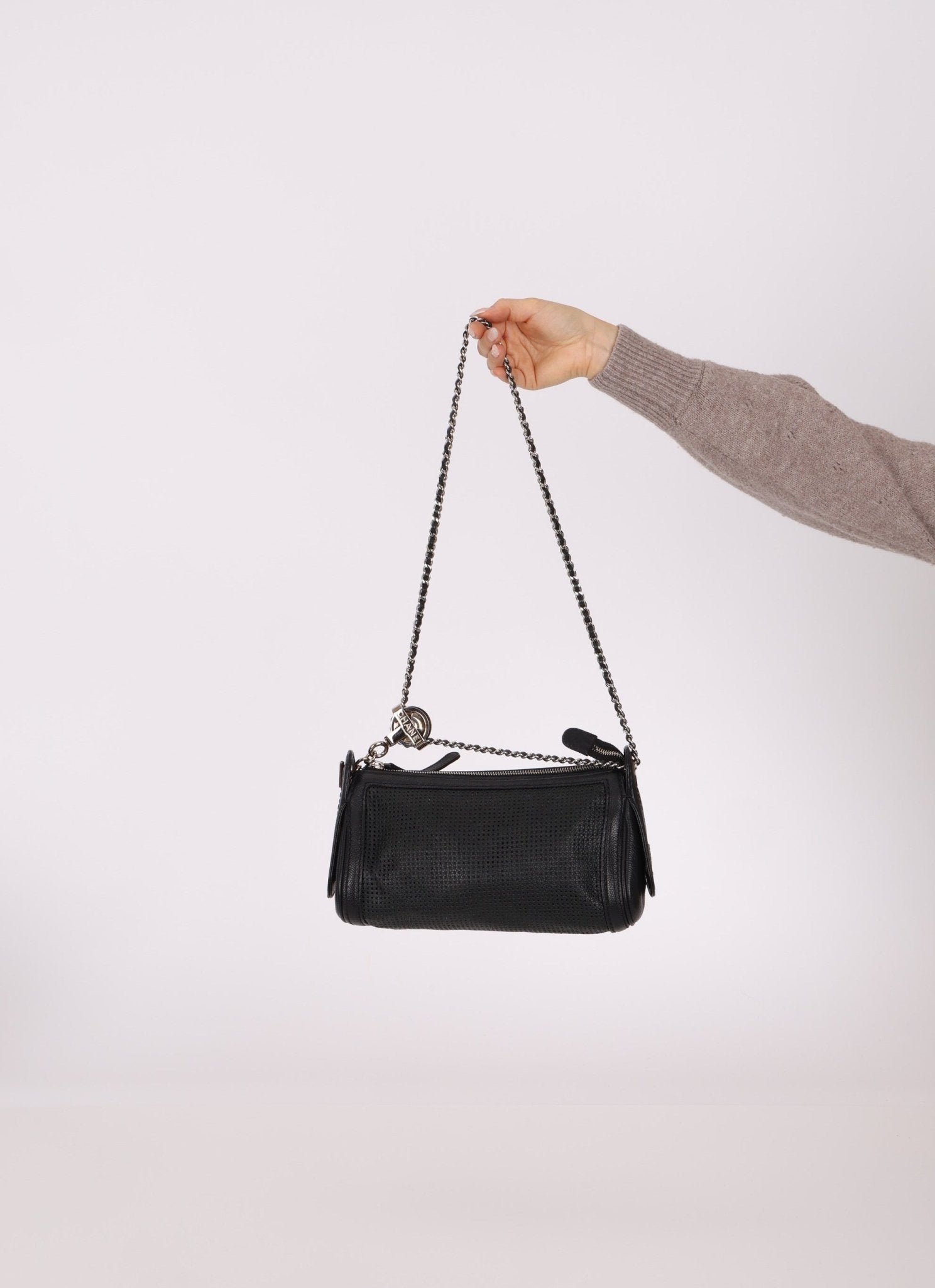 Chanel 2004 Caviar Perforated Pulley Shoulder Bag - FashioNica