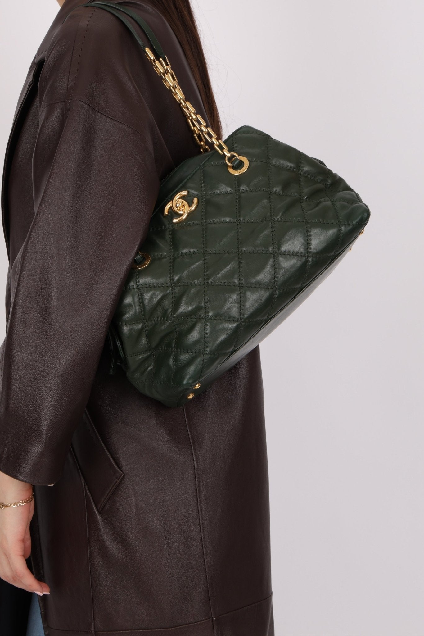 Chanel 2011 Retro Chain Tote - FashioNica