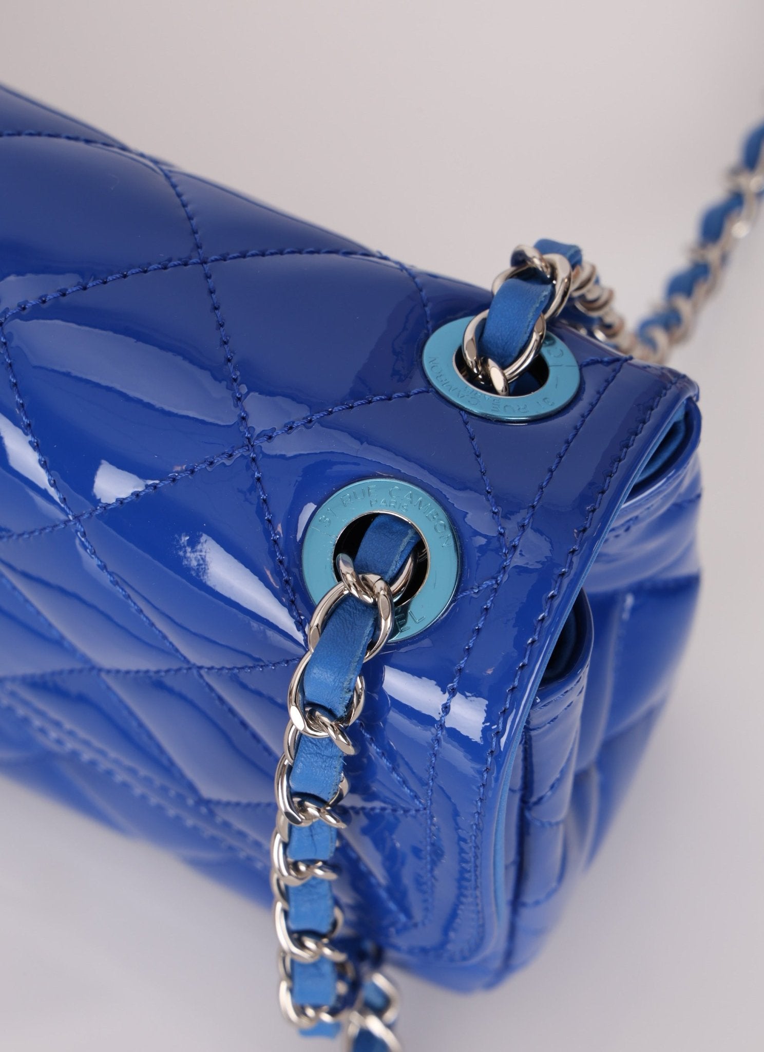 Chanel 2014 Patent Medium Turnlock Single Flap Bag - FashioNica