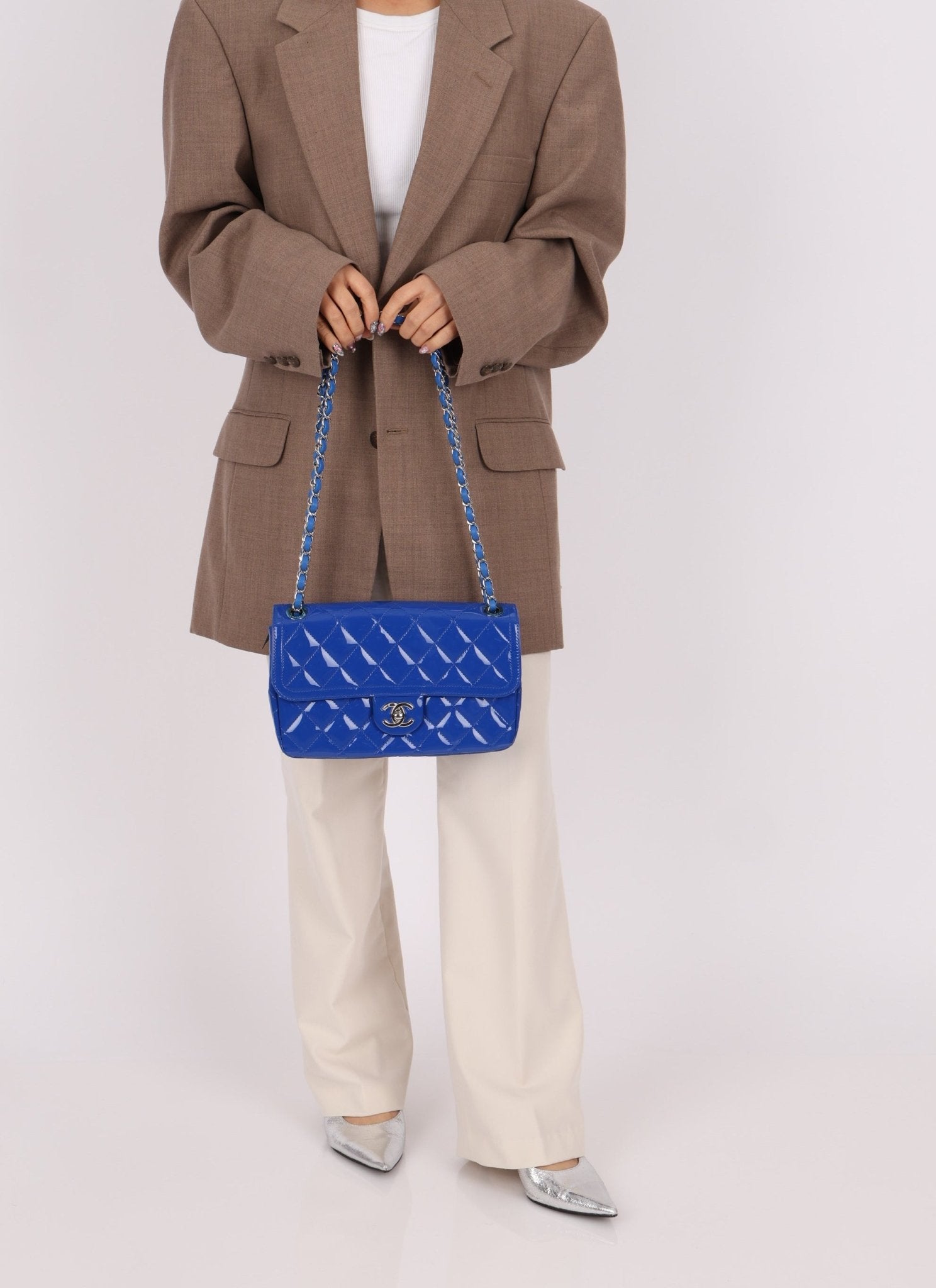 Chanel 2014 Patent Medium Turnlock Single Flap Bag - FashioNica