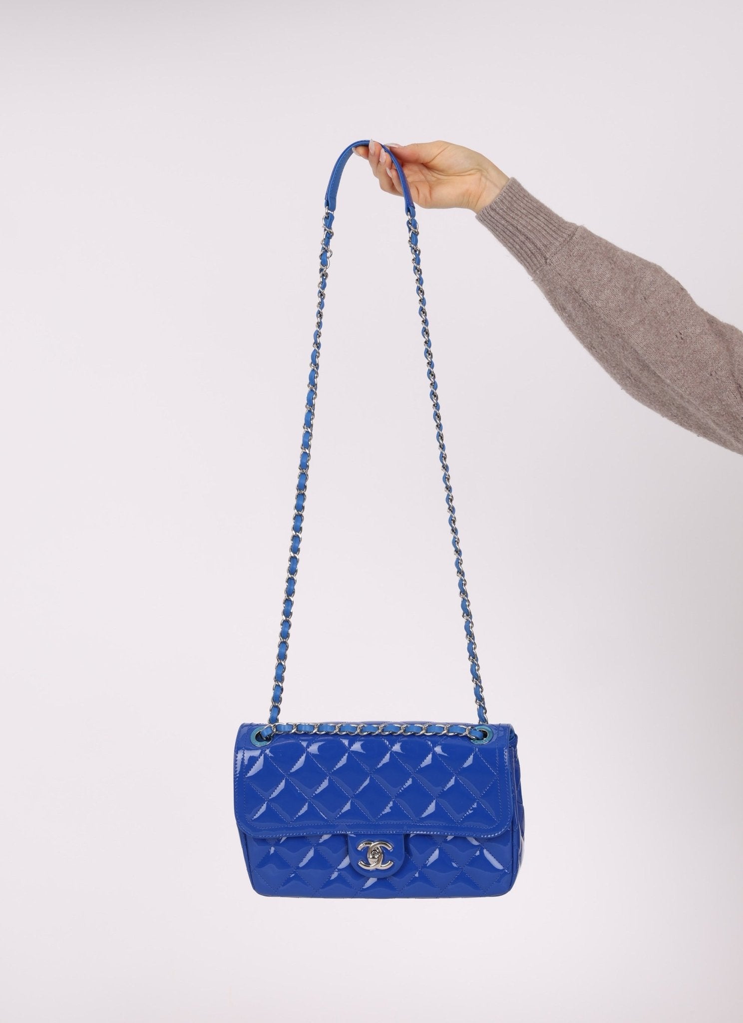 Chanel 2014 Patent Medium Turnlock Single Flap Bag - FashioNica