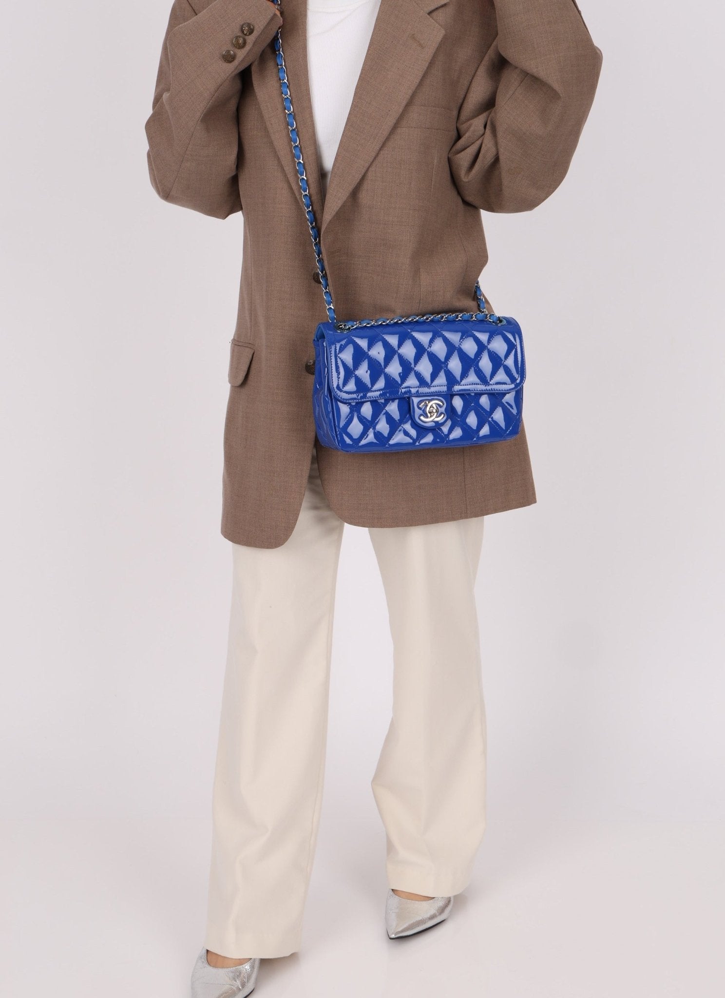 Chanel 2014 Patent Medium Turnlock Single Flap Bag - FashioNica