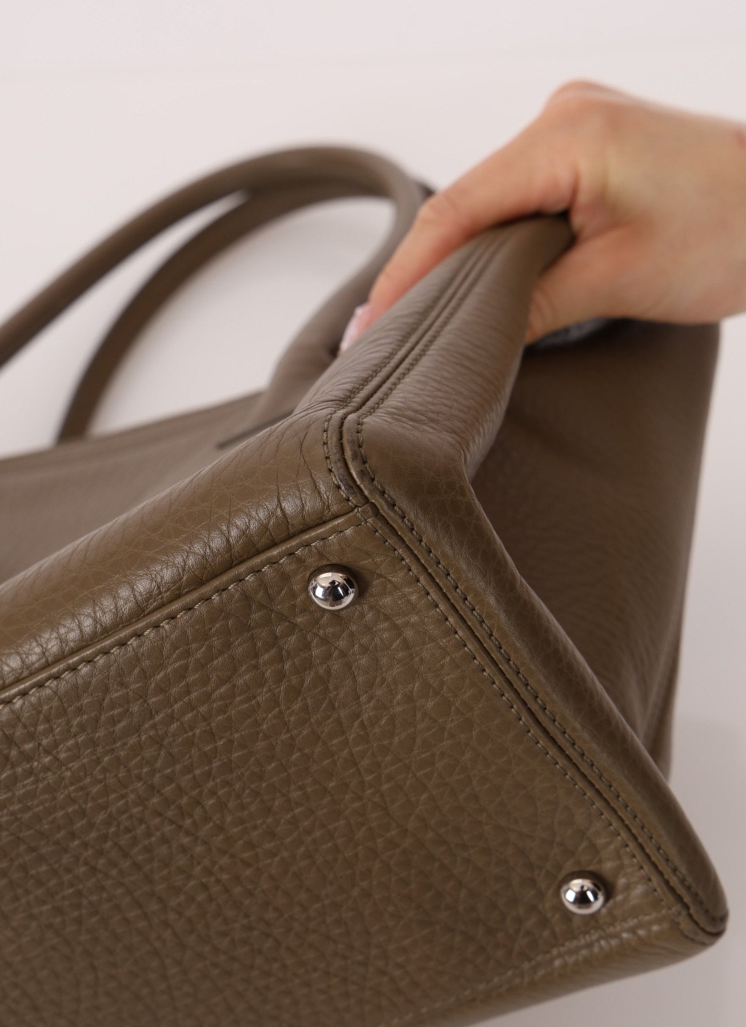 Chanel 2014 Taupe Calfskin Cerf Executive Medium Tote - FashioNica