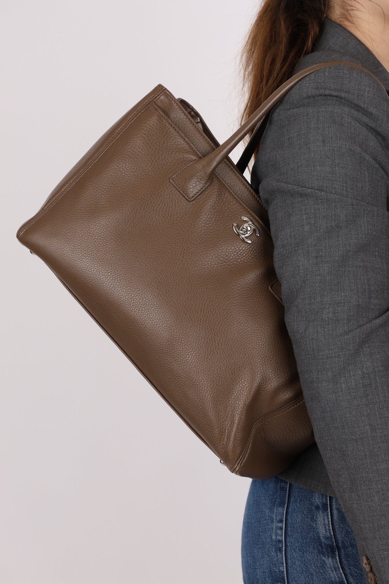 Chanel 2014 Taupe Medium Executive Tote w/ Strap - FashioNica