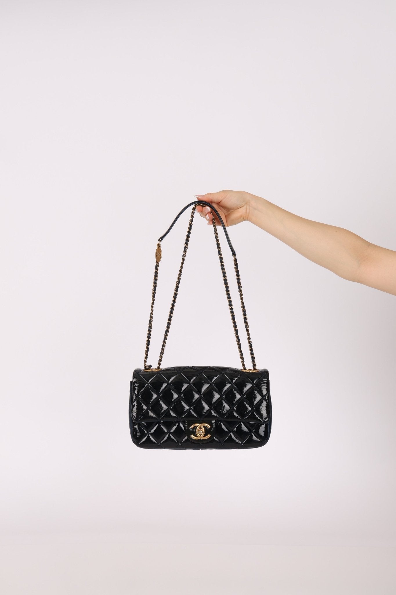 Chanel 2015 Glazed Goatskin Quilted Medium CC Eyelet Flap - FashioNica
