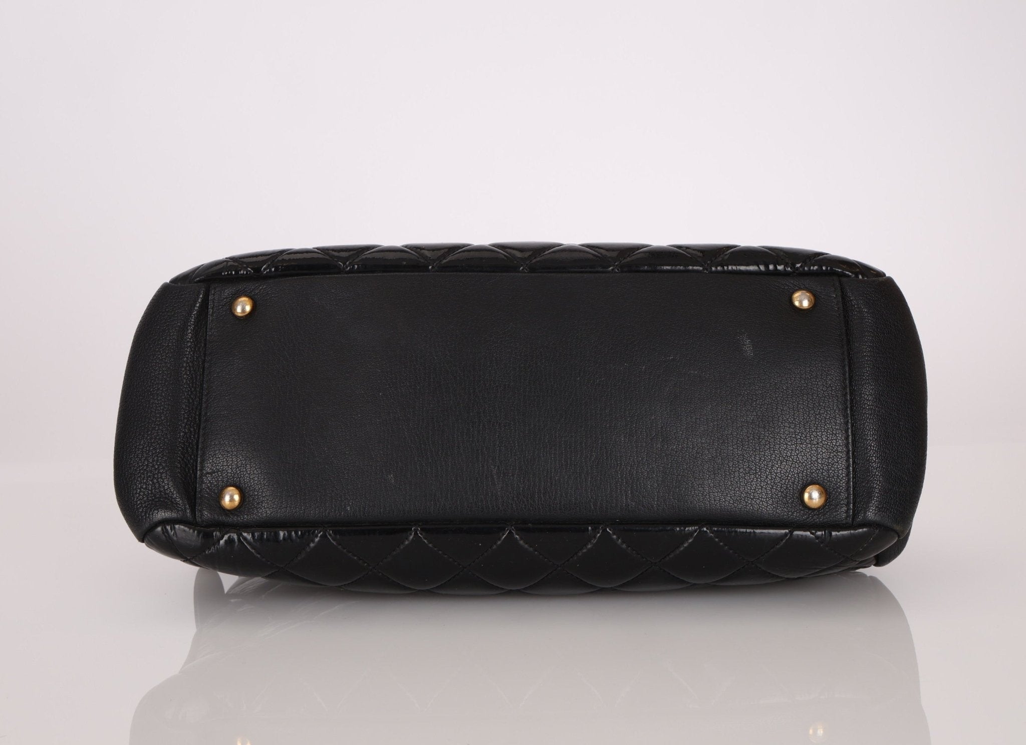 Chanel 2015 Patent CC Eyelet Tote - FashioNica