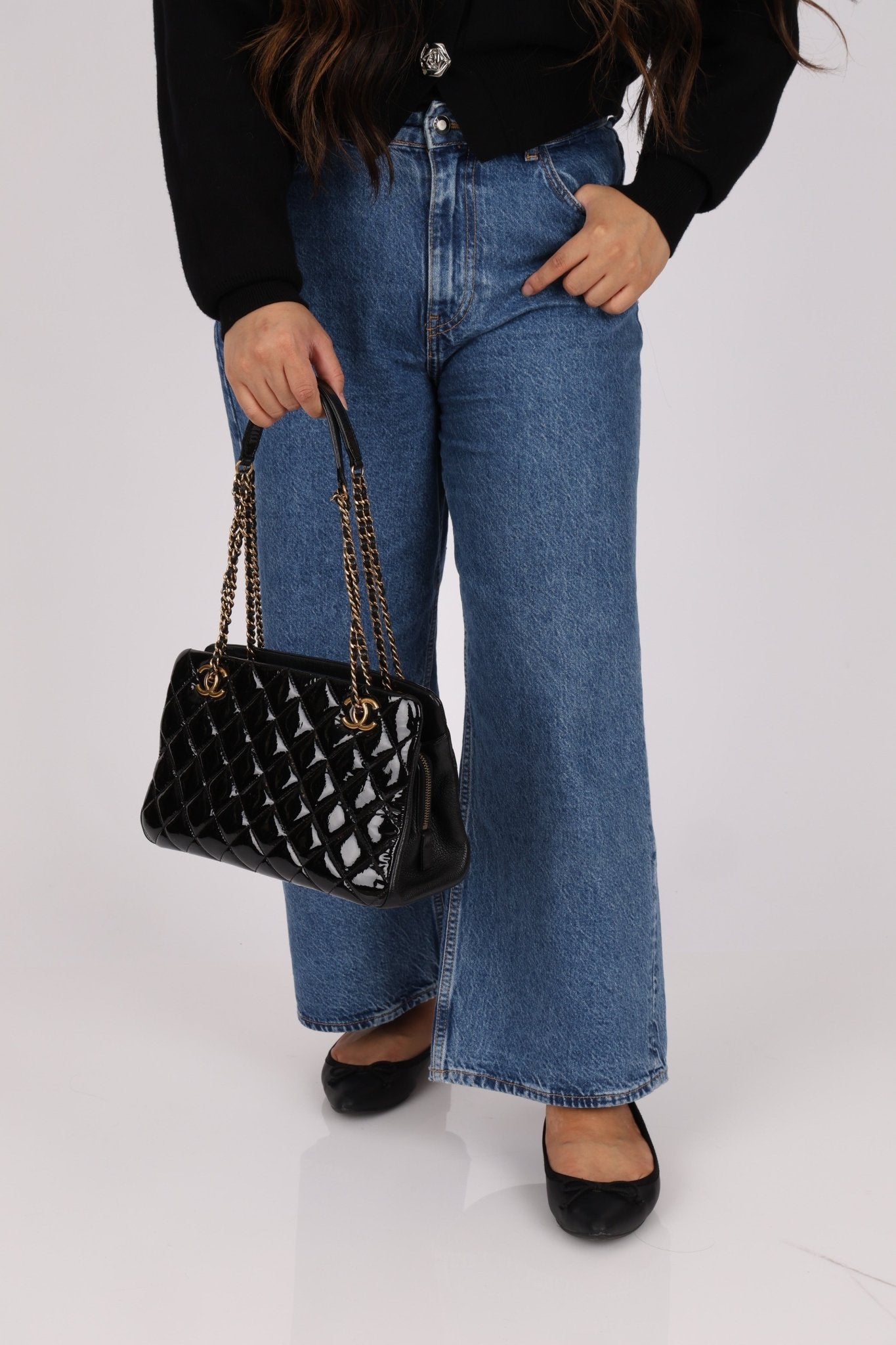 Chanel 2015 Patent Chain Grommet CC Tote - FashioNica