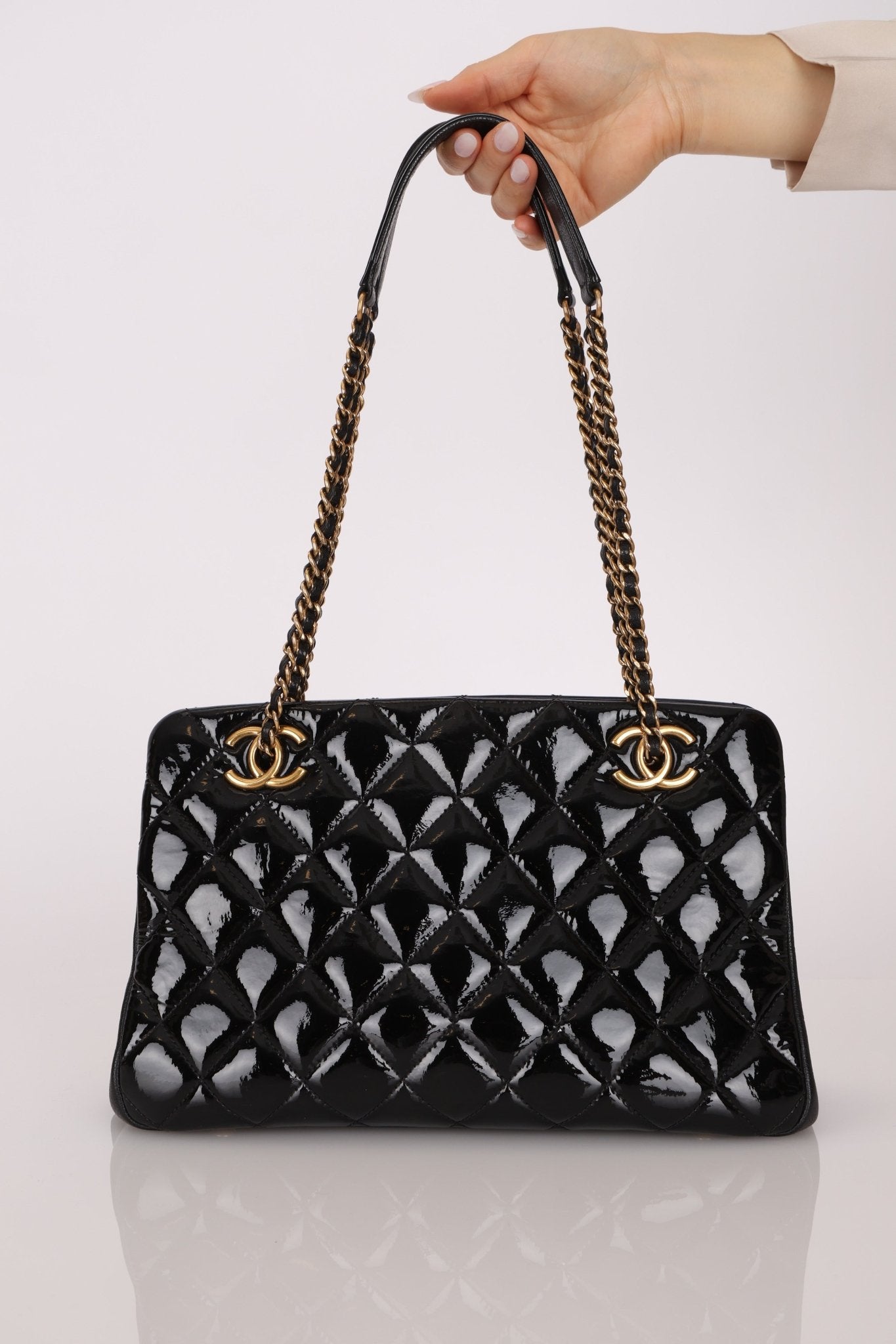 Chanel 2015 Patent Chain Grommet CC Tote - FashioNica